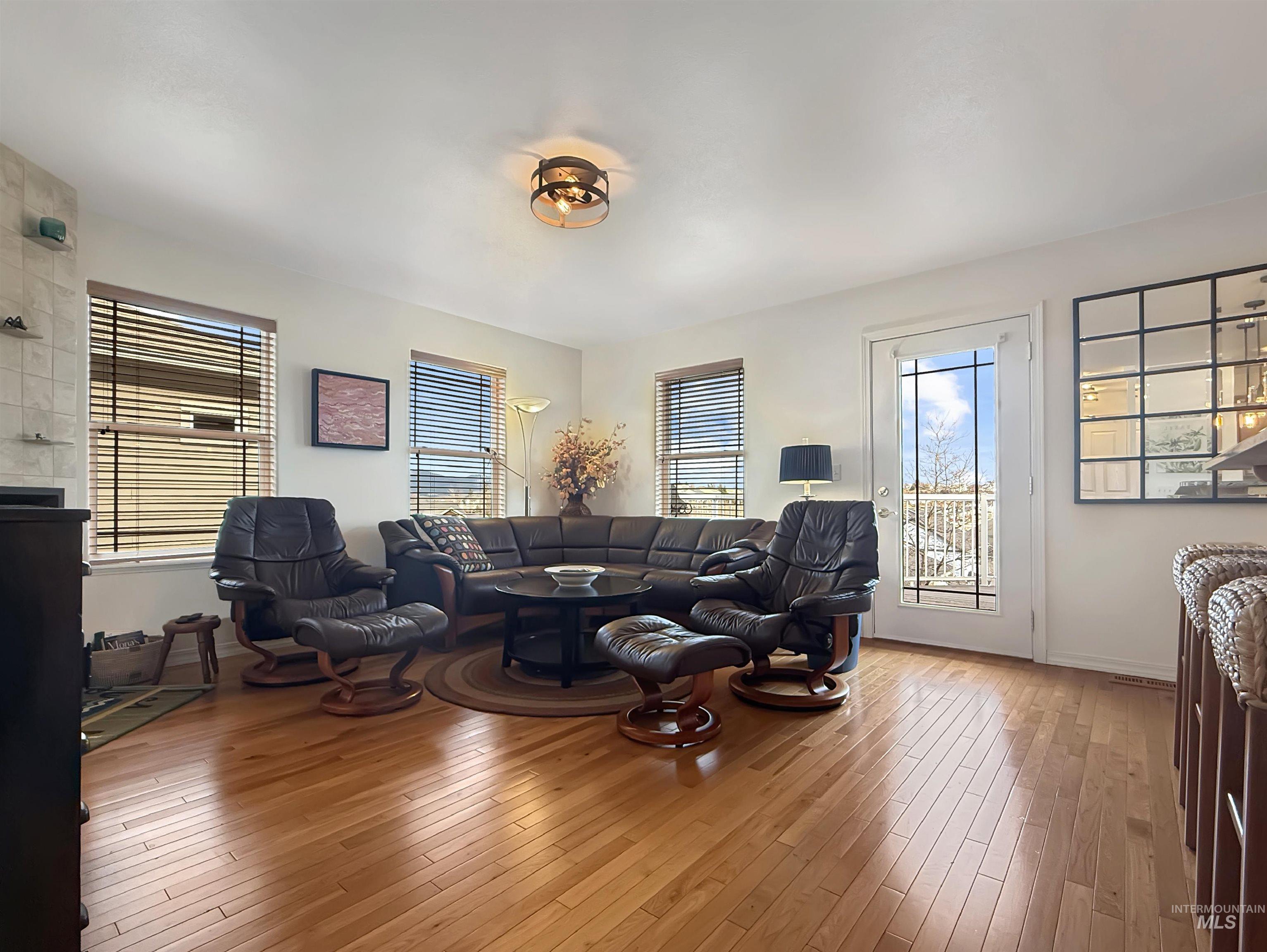 420 Summit, Moscow, Idaho 83843, 4 Bedrooms, 3.5 Bathrooms, Residential For Sale, Price $709,000,MLS 98975035