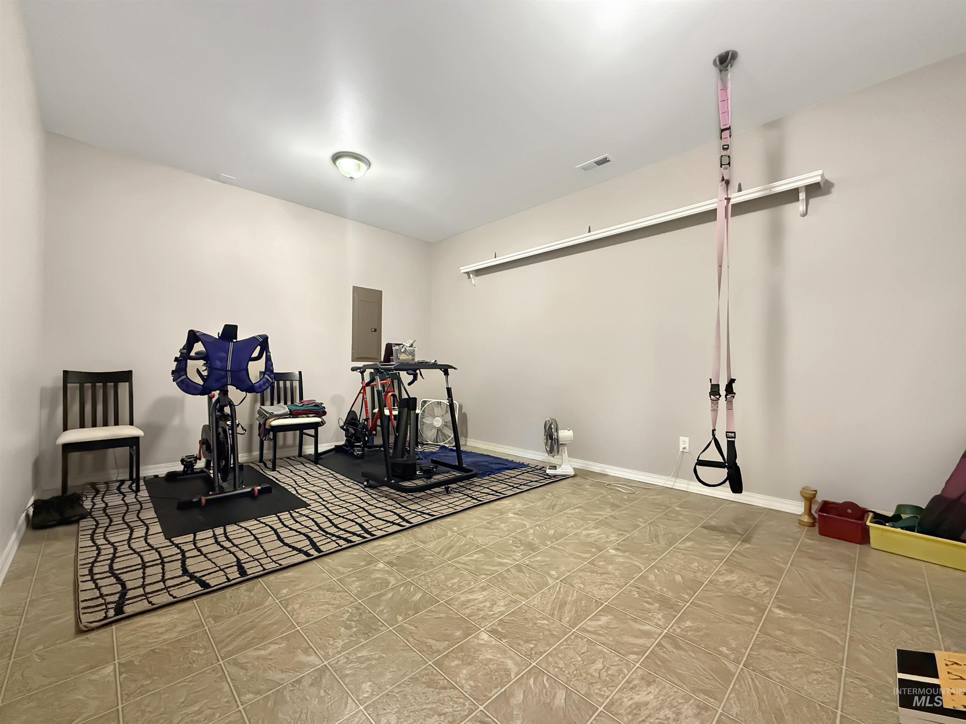 420 Summit, Moscow, Idaho 83843, 4 Bedrooms, 3.5 Bathrooms, Residential For Sale, Price $709,000,MLS 98975035