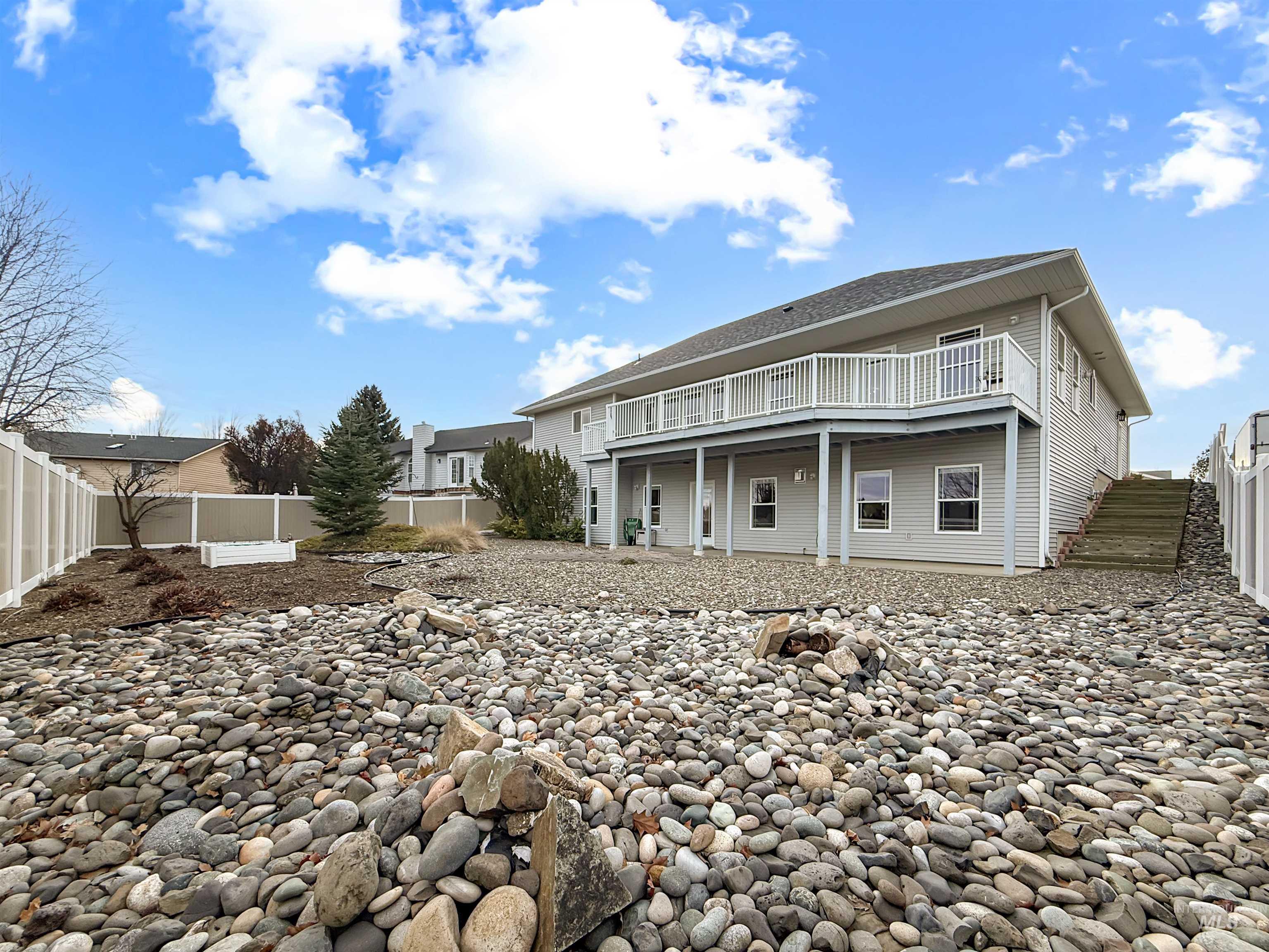 420 Summit, Moscow, Idaho 83843, 4 Bedrooms, 3.5 Bathrooms, Residential For Sale, Price $709,000,MLS 98975035