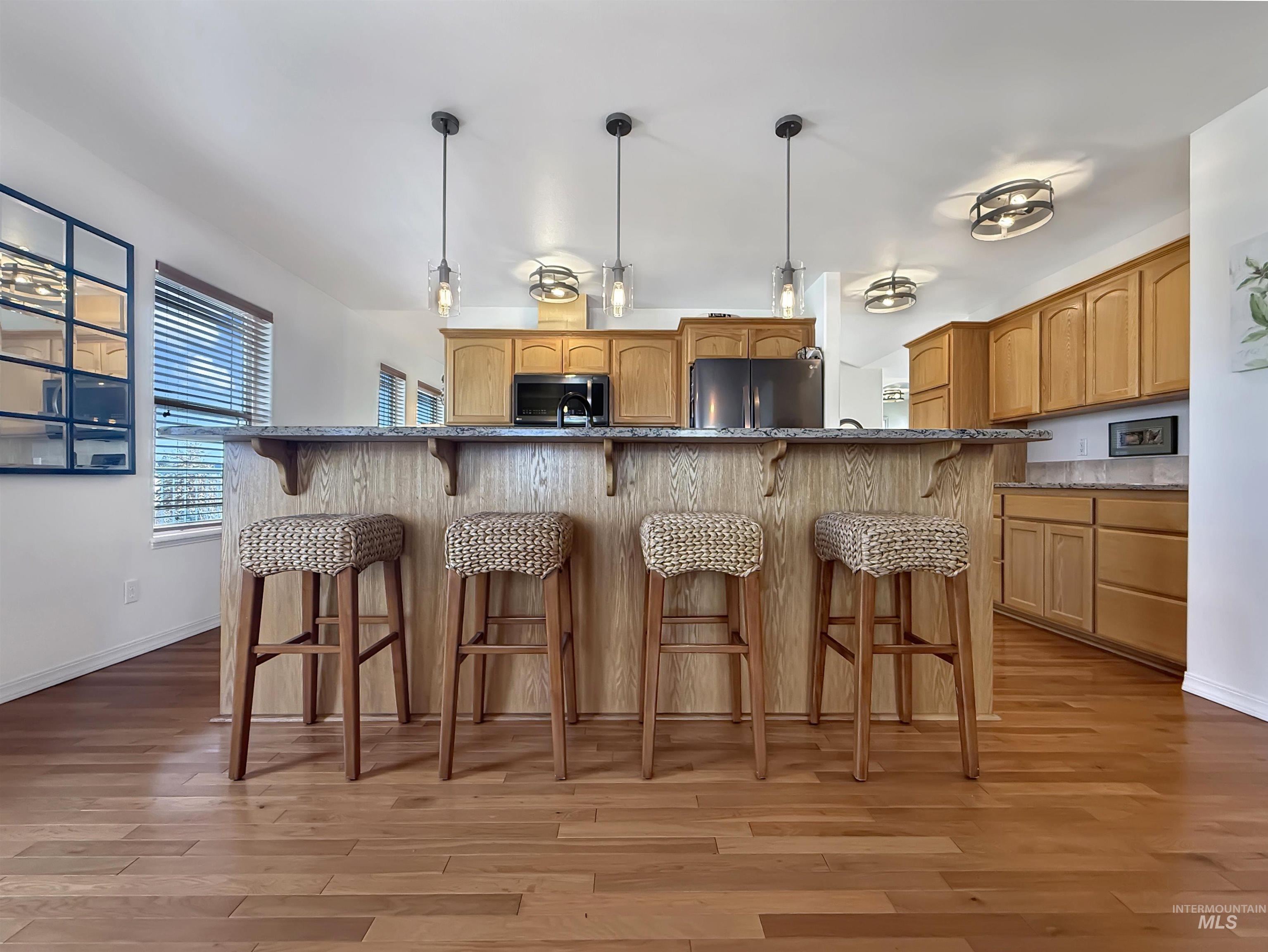 420 Summit, Moscow, Idaho 83843, 4 Bedrooms, 3.5 Bathrooms, Residential For Sale, Price $709,000,MLS 98975035