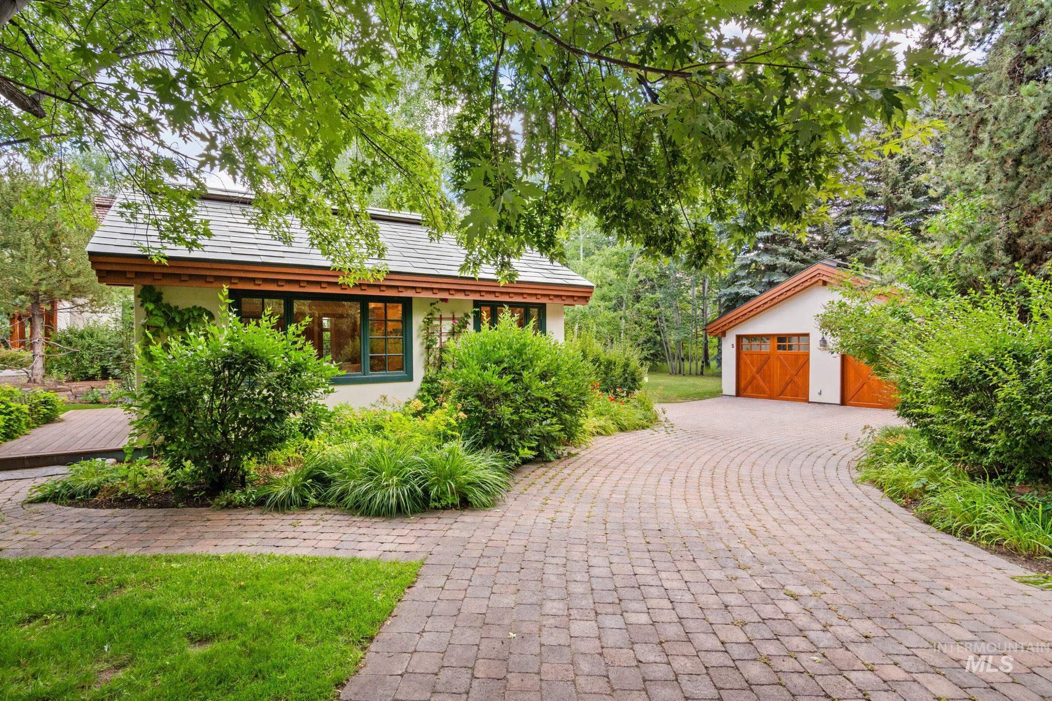 7 Rose Ct, Sun Valley, Idaho 83353, 5 Bedrooms, 5.5 Bathrooms, Residential For Sale, Price $5,995,000,MLS 98975039