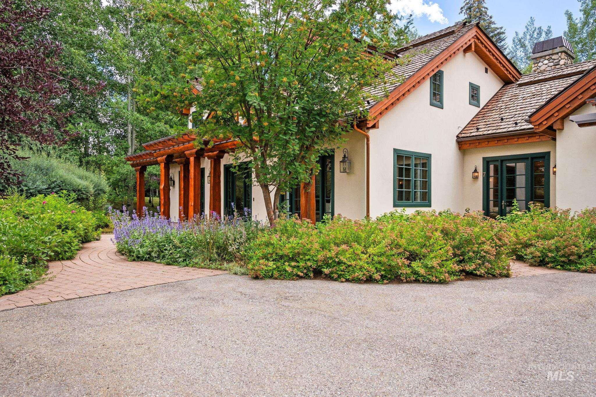 7 Rose Ct, Sun Valley, Idaho 83353, 5 Bedrooms, 5.5 Bathrooms, Residential For Sale, Price $5,995,000,MLS 98975039