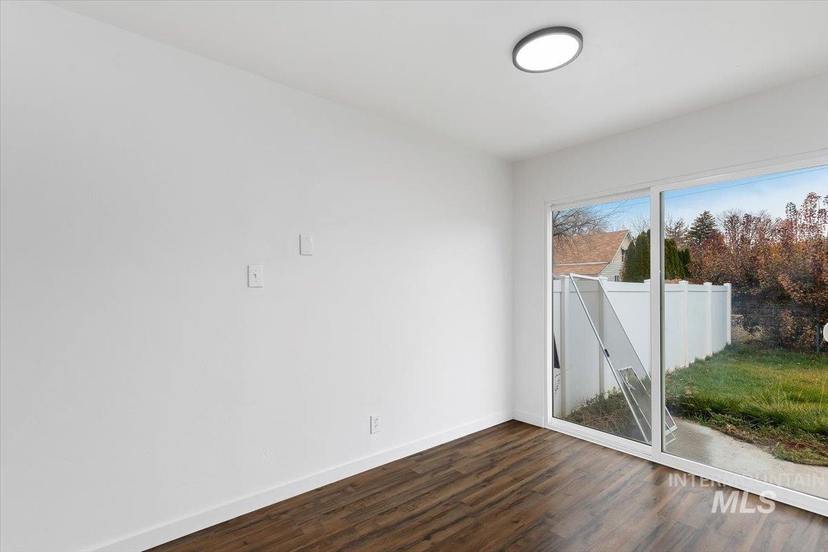 340 Taylor St., Twin Falls, Idaho 83301, 2 Bedrooms, 1 Bathroom, Residential Income For Sale, Price $449,900,MLS 98975040