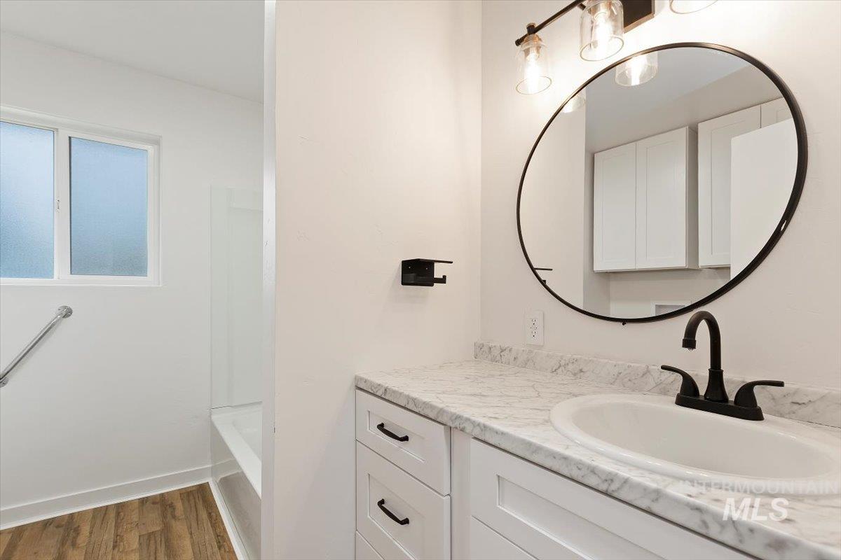 340 Taylor St., Twin Falls, Idaho 83301, 2 Bedrooms, 1 Bathroom, Residential Income For Sale, Price $449,900,MLS 98975040