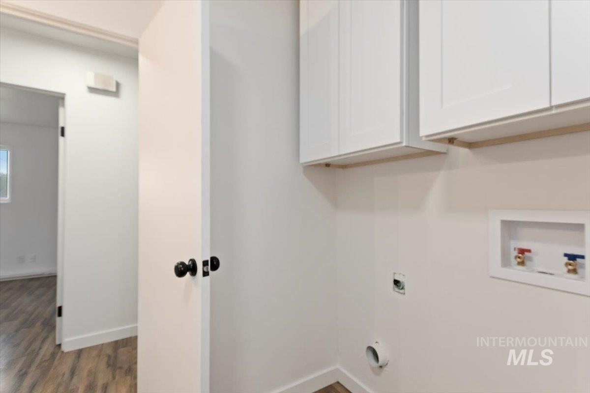 340 Taylor St., Twin Falls, Idaho 83301, 2 Bedrooms, 1 Bathroom, Residential Income For Sale, Price $449,900,MLS 98975040