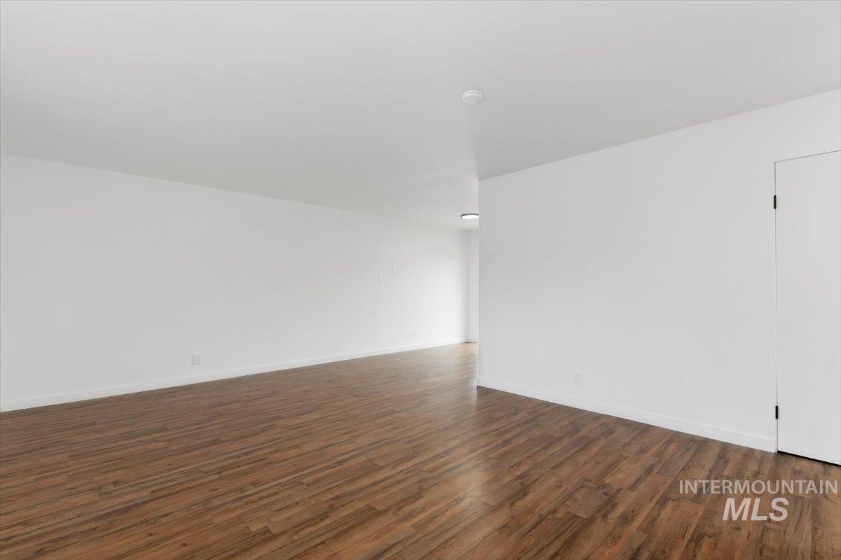 340 Taylor St., Twin Falls, Idaho 83301, 2 Bedrooms, 1 Bathroom, Residential Income For Sale, Price $449,900,MLS 98975040