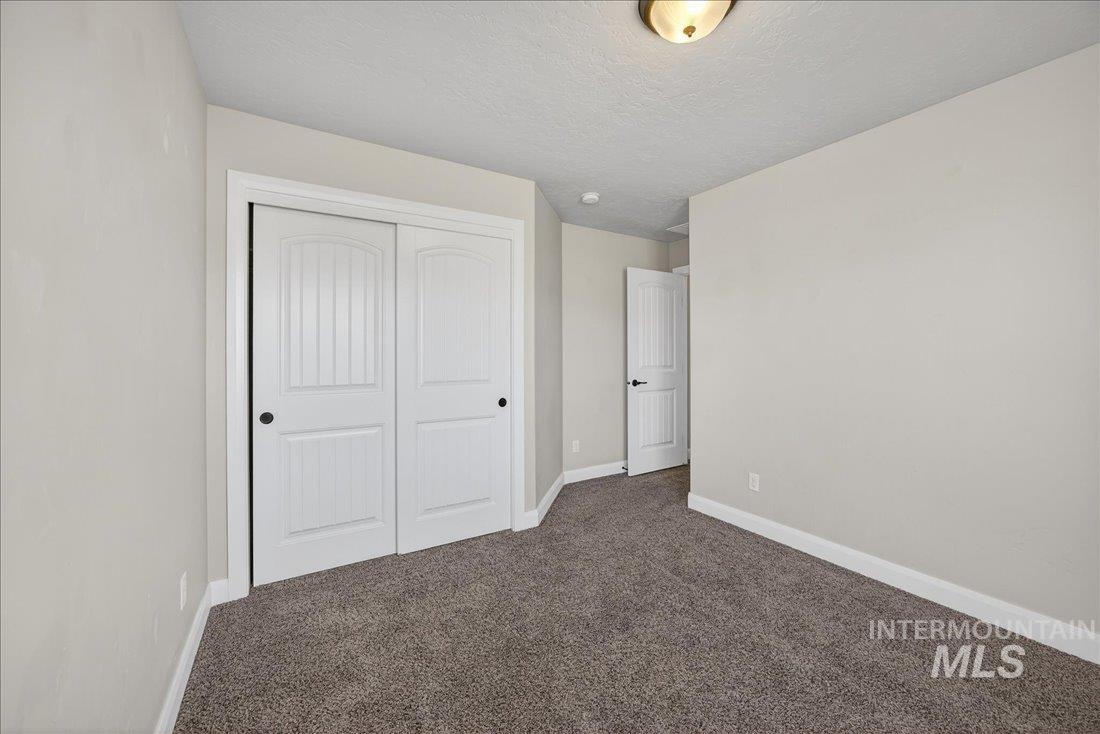 4951 W Torana, Meridian, Idaho 83646, 3 Bedrooms, 2 Bathrooms, Residential For Sale, Price $519,900,MLS 98975041