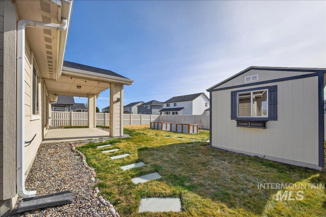 4951 W Torana, Meridian, Idaho 83646, 3 Bedrooms, 2 Bathrooms, Residential For Sale, Price $519,900,MLS 98975041