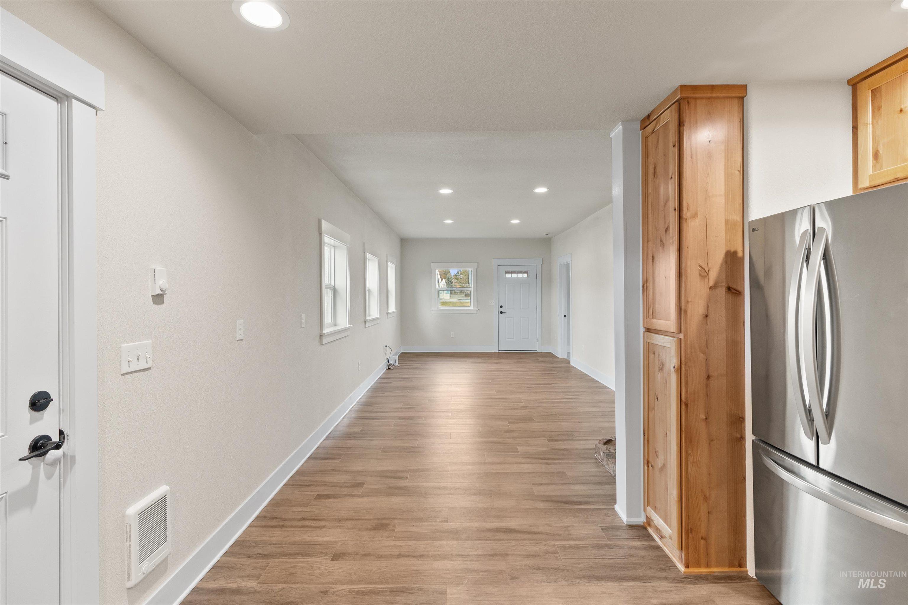 1605 E F Street, Moscow, Idaho 83843, 3 Bedrooms, 2 Bathrooms, Residential For Sale, Price $425,000,MLS 98975042