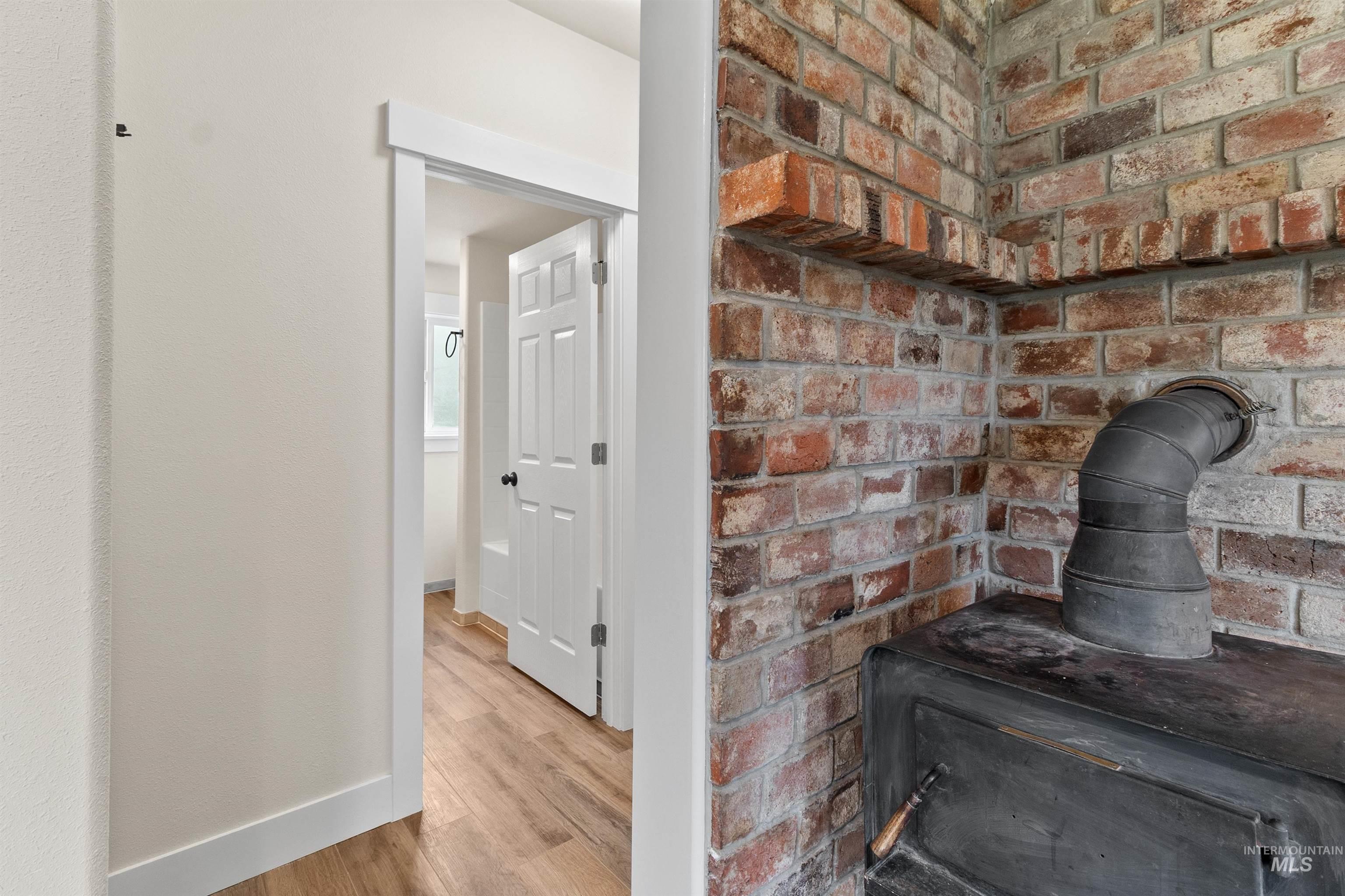 1605 E F Street, Moscow, Idaho 83843, 3 Bedrooms, 2 Bathrooms, Residential For Sale, Price $425,000,MLS 98975042