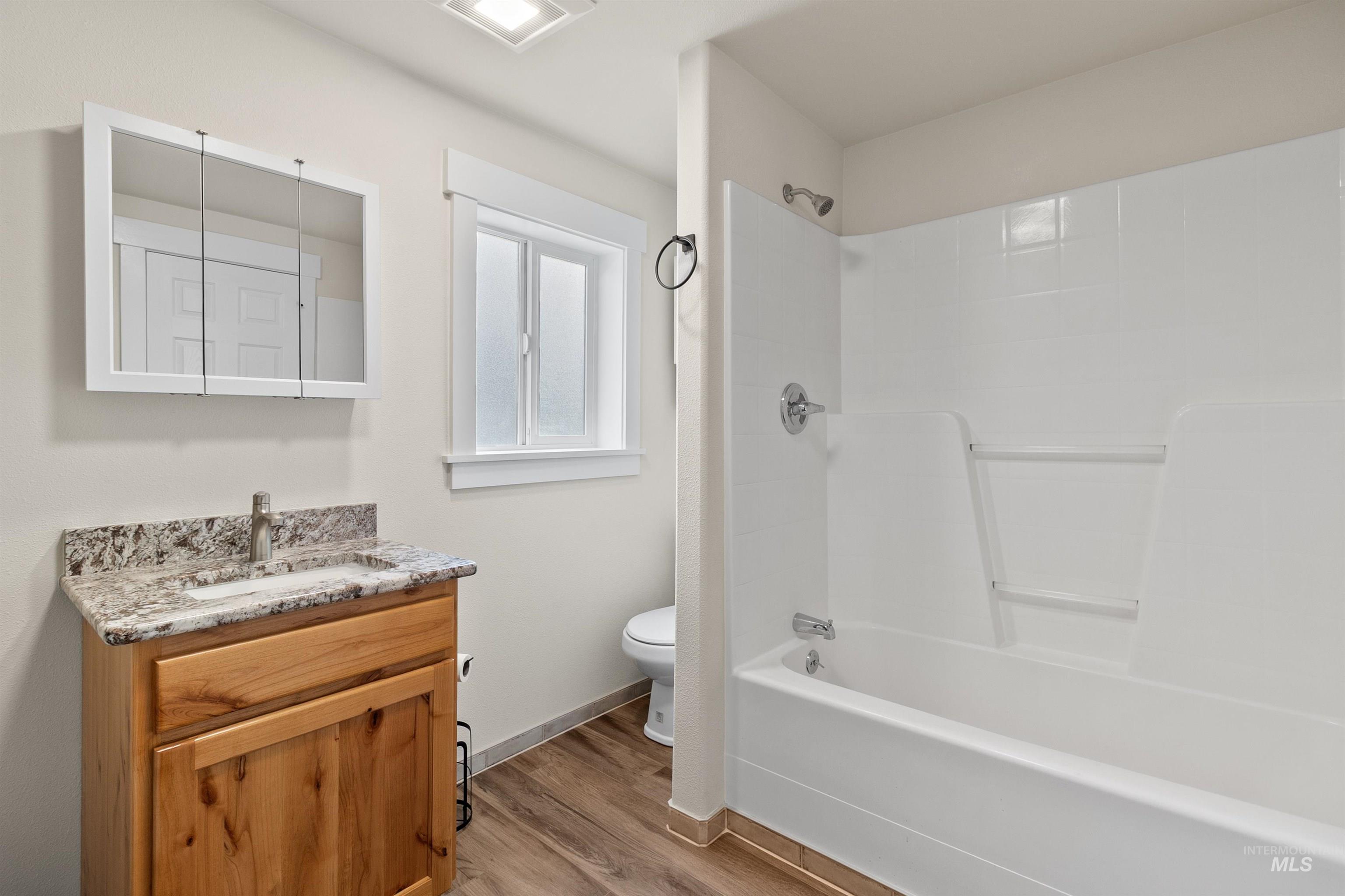 1605 E F Street, Moscow, Idaho 83843, 3 Bedrooms, 2 Bathrooms, Residential For Sale, Price $425,000,MLS 98975042