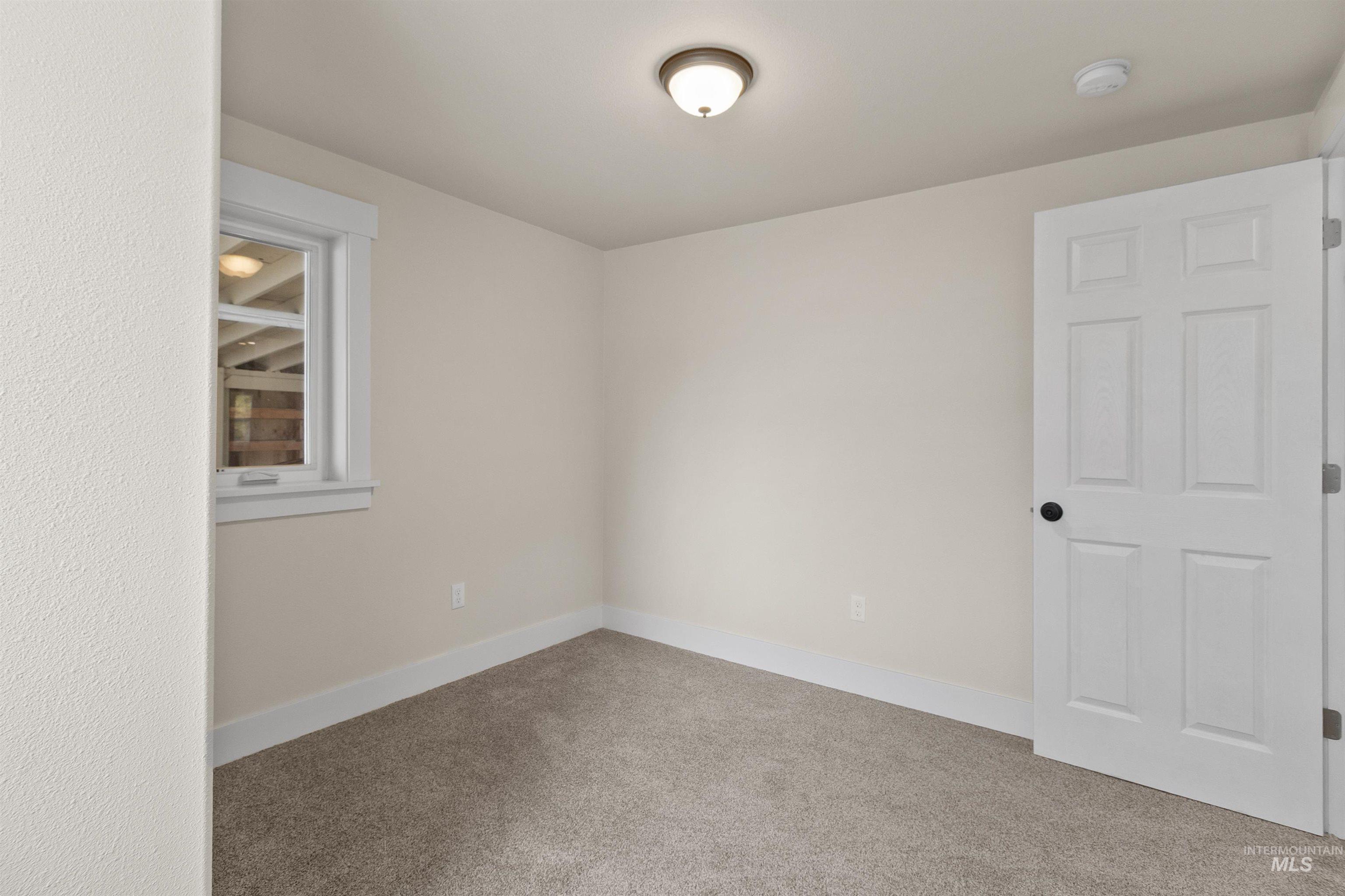 1605 E F Street, Moscow, Idaho 83843, 3 Bedrooms, 2 Bathrooms, Residential For Sale, Price $425,000,MLS 98975042