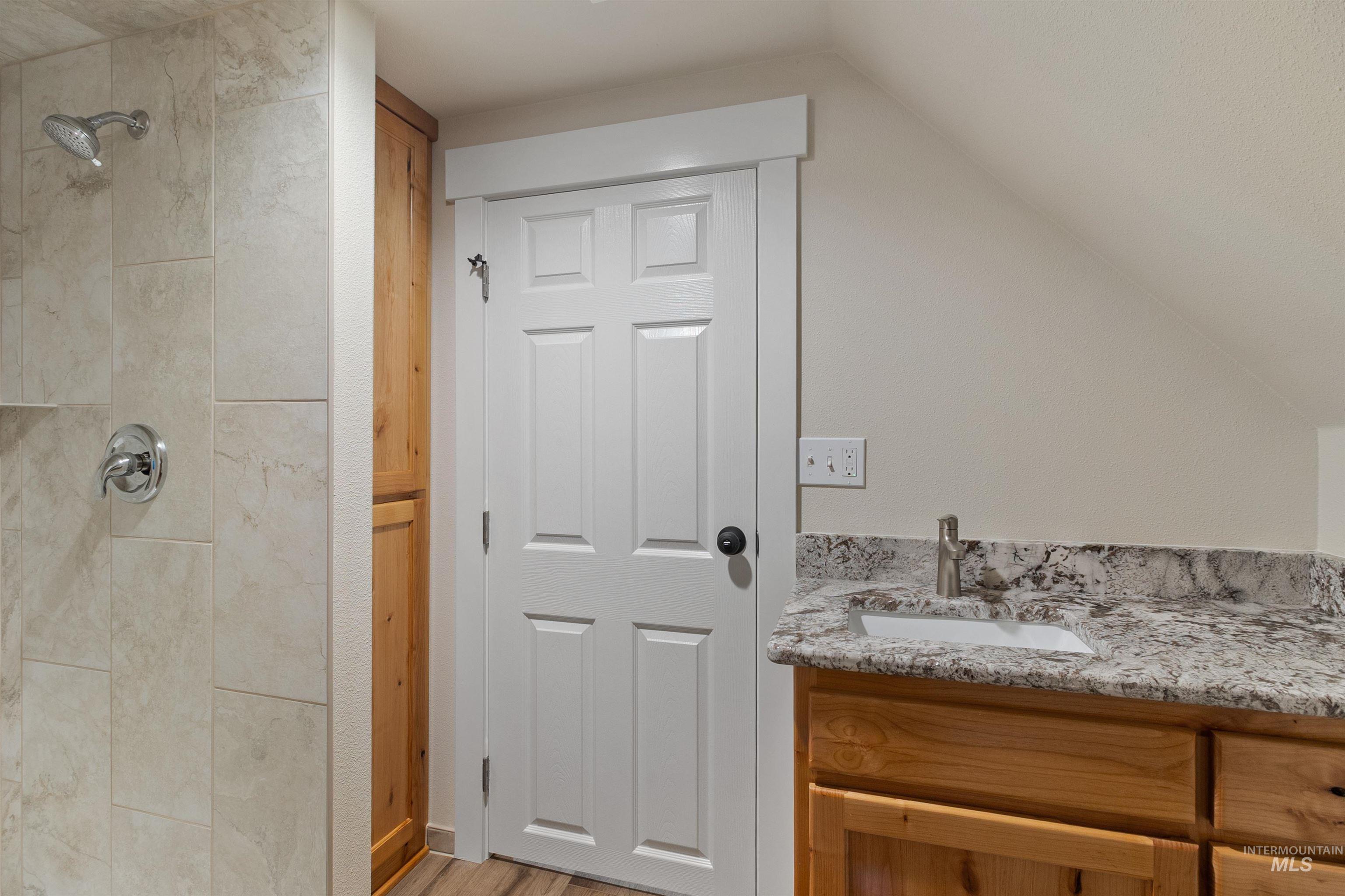 1605 E F Street, Moscow, Idaho 83843, 3 Bedrooms, 2 Bathrooms, Residential For Sale, Price $425,000,MLS 98975042