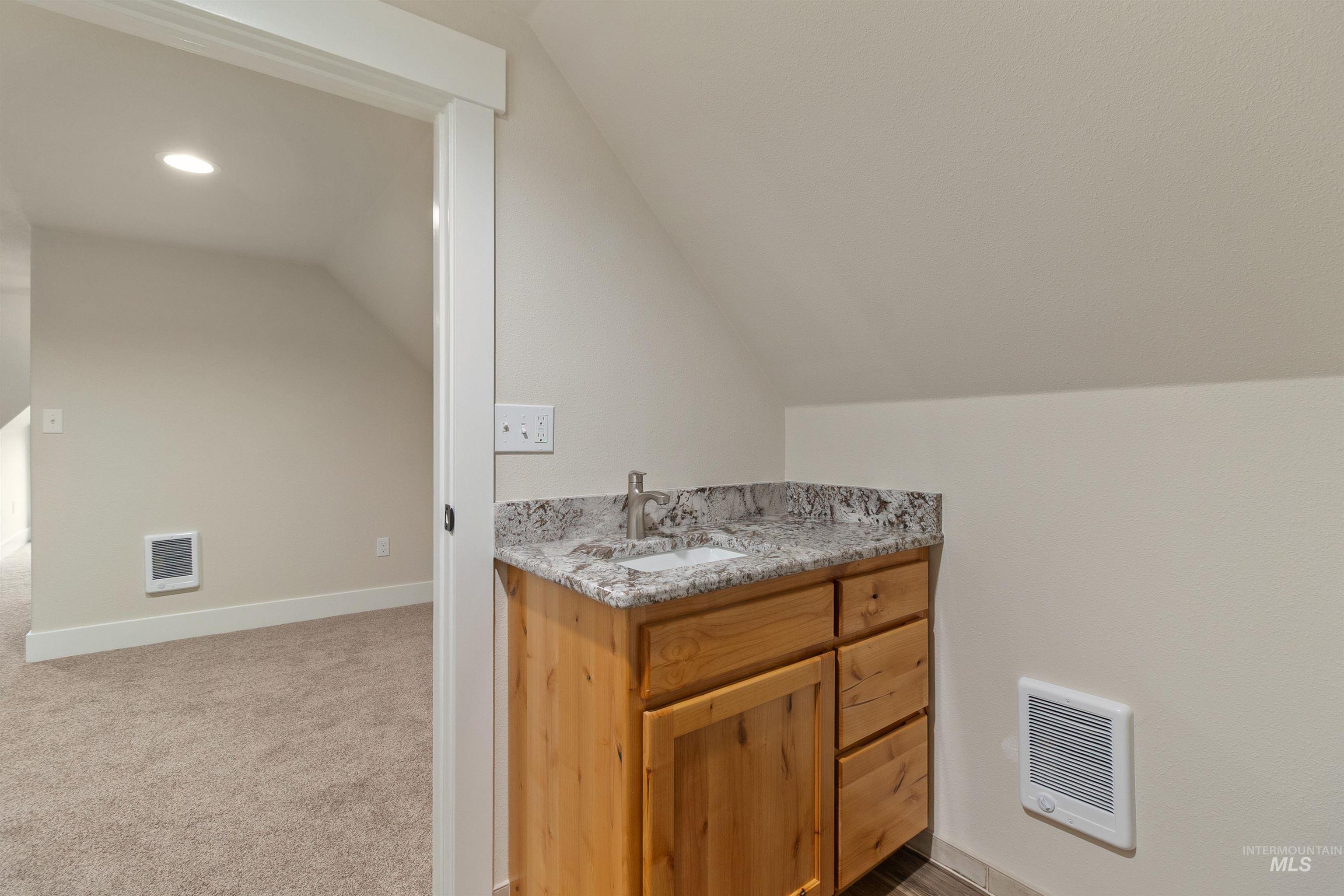 1605 E F Street, Moscow, Idaho 83843, 3 Bedrooms, 2 Bathrooms, Residential For Sale, Price $425,000,MLS 98975042