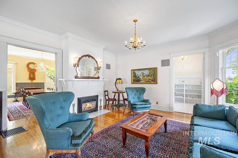 1519 W Jefferson St, Boise, Idaho 83702, 6 Bedrooms, 4 Bathrooms, Residential For Sale, Price $1,198,000,MLS 98975043