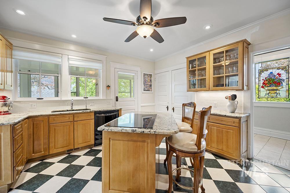 1519 W Jefferson St, Boise, Idaho 83702, 6 Bedrooms, 4 Bathrooms, Residential For Sale, Price $1,198,000,MLS 98975043