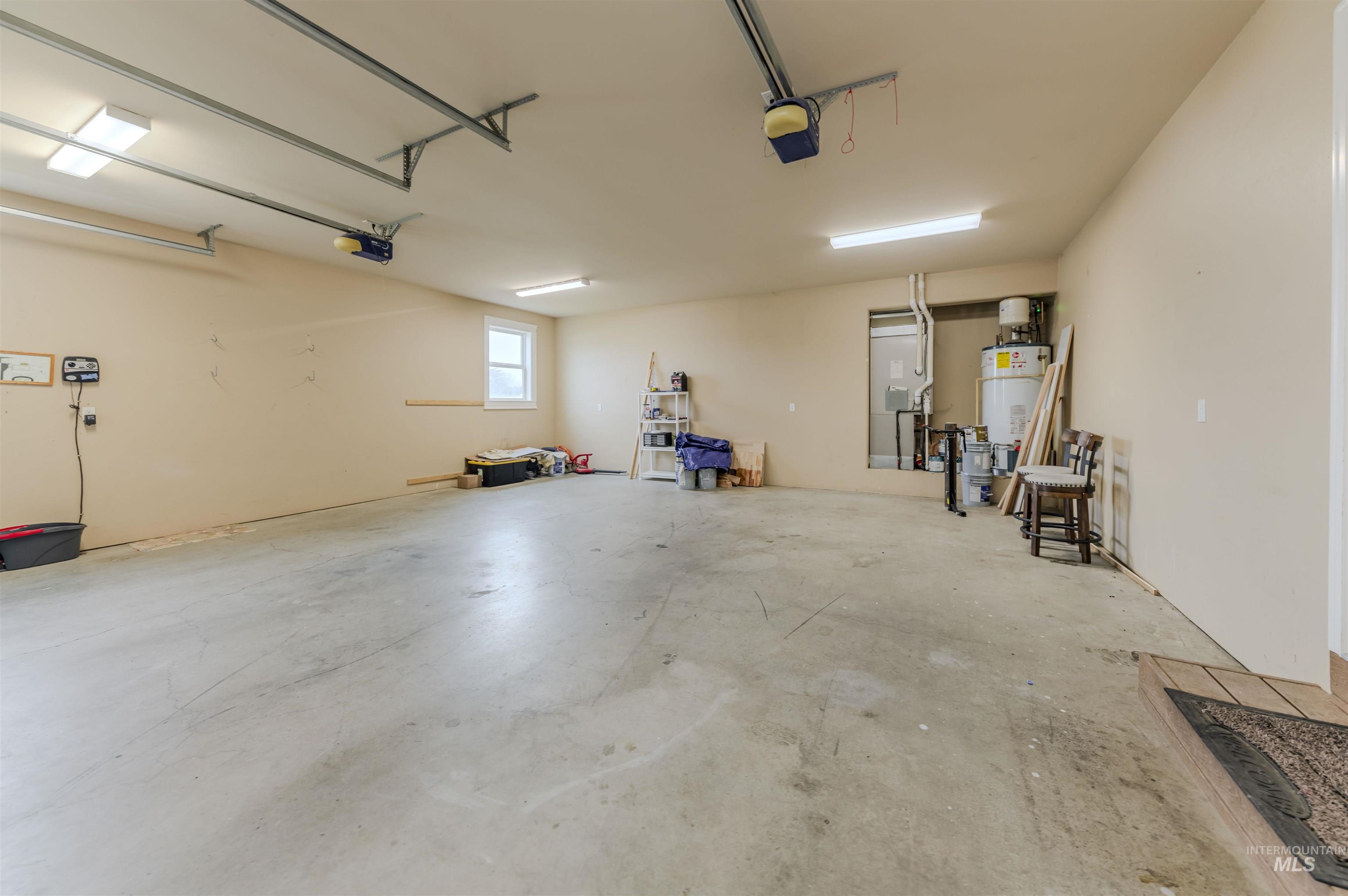 2029 Marilyn Way, Clarkston, Washington 99403, 4 Bedrooms, 3 Bathrooms, Residential For Sale, Price $675,000,MLS 98975045