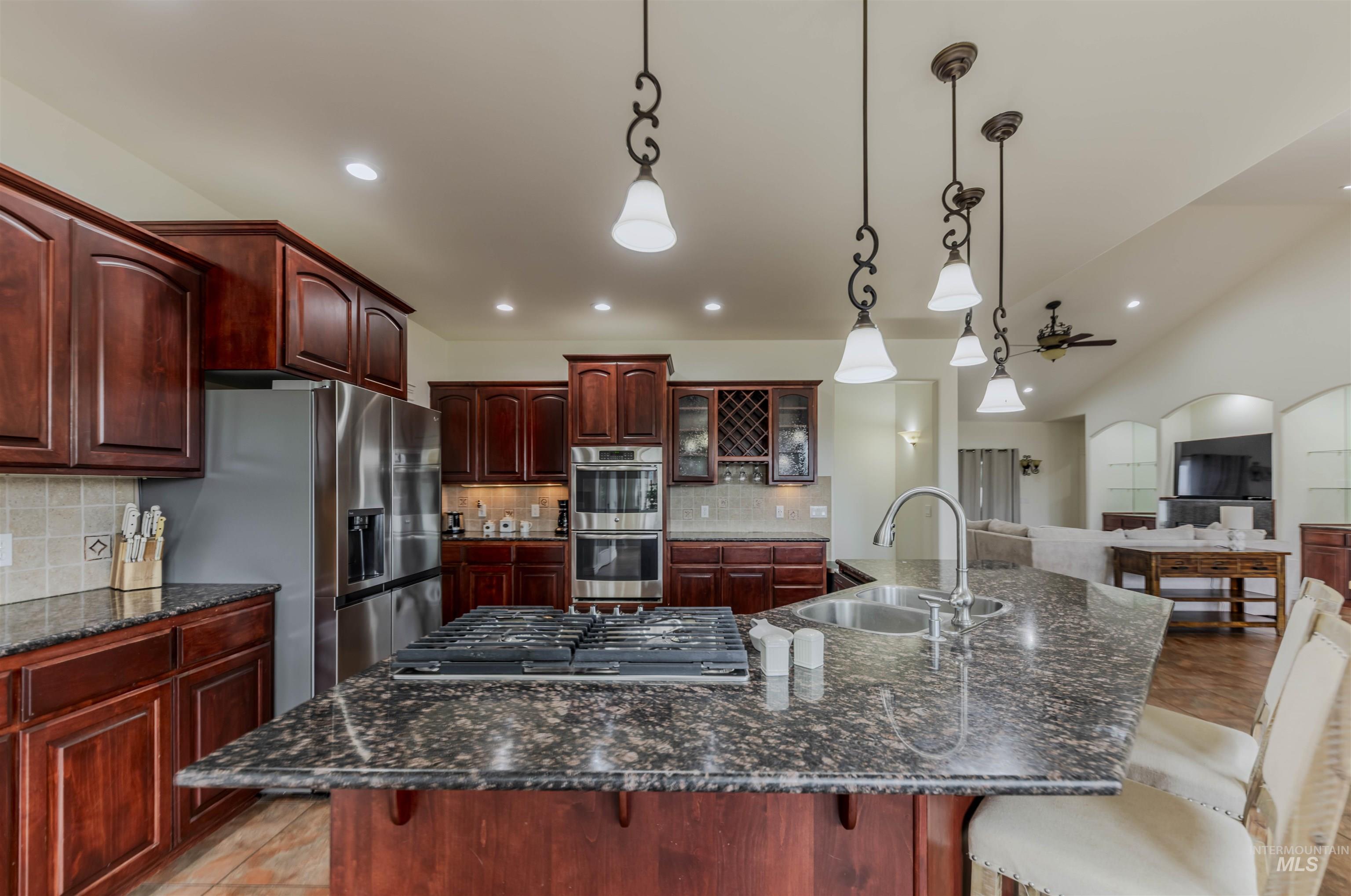 2029 Marilyn Way, Clarkston, Washington 99403, 4 Bedrooms, 3 Bathrooms, Residential For Sale, Price $675,000,MLS 98975045