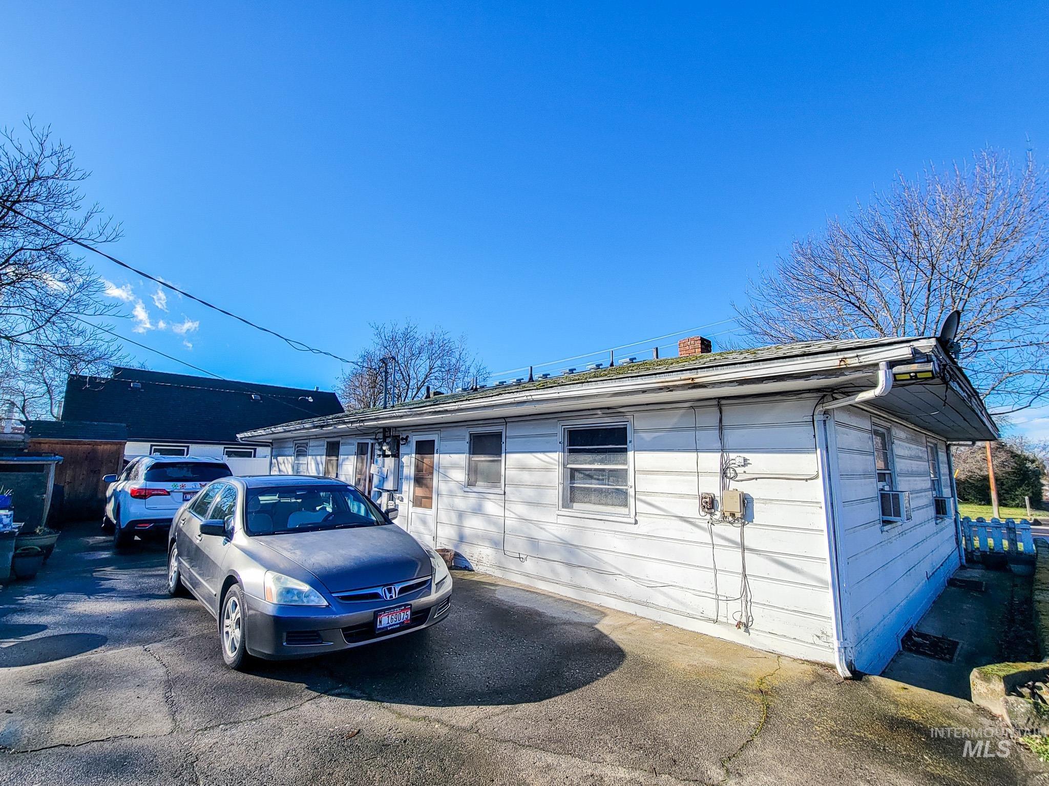 525 5th Street, Lewiston, Idaho 83501, 1 Bedroom, 1 Bathroom, Residential Income For Sale, Price $229,900,MLS 98975046