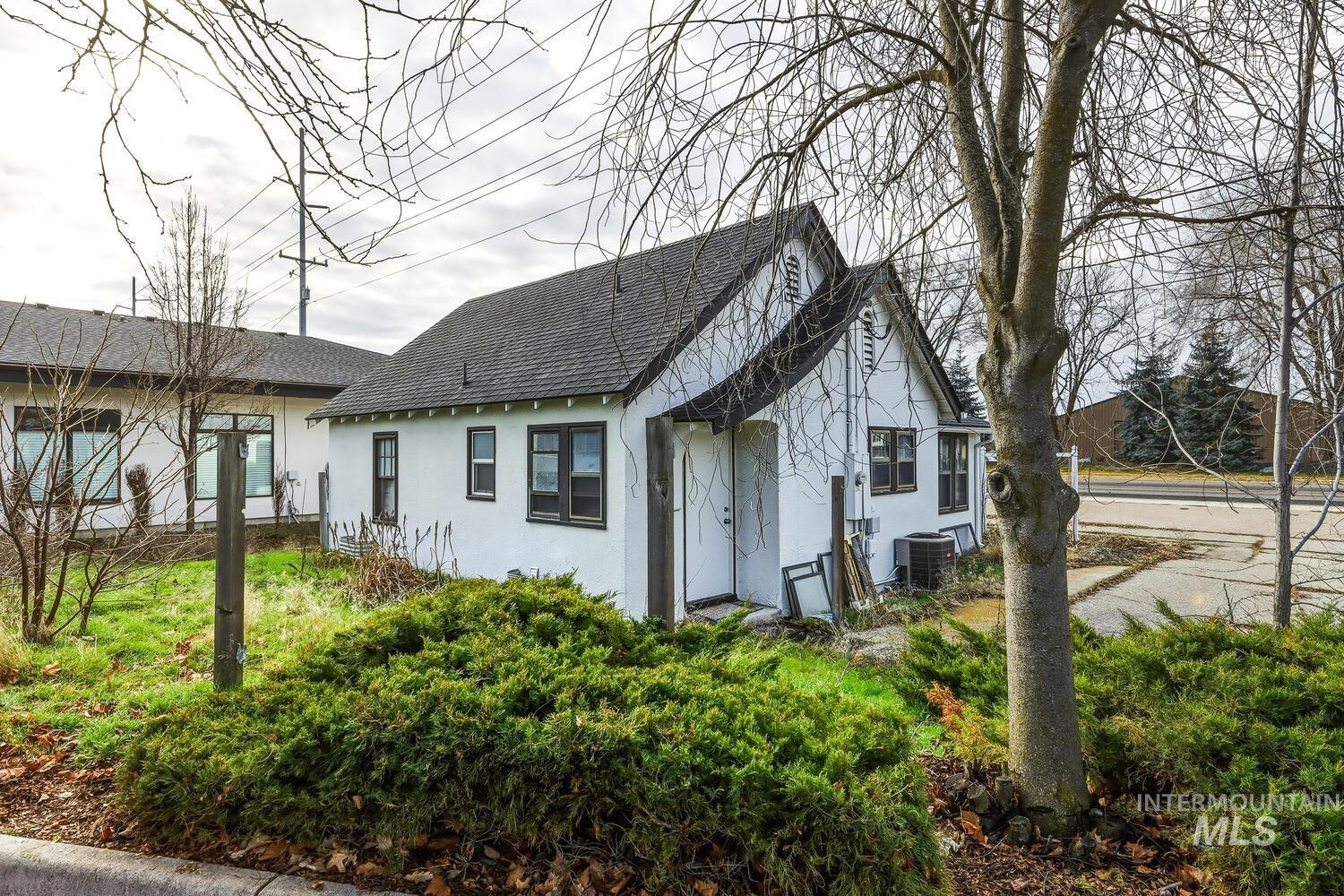 1336 E E State St., Eagle, Idaho 83616, Business/Commercial For Sale, Price $425,000,MLS 98975047