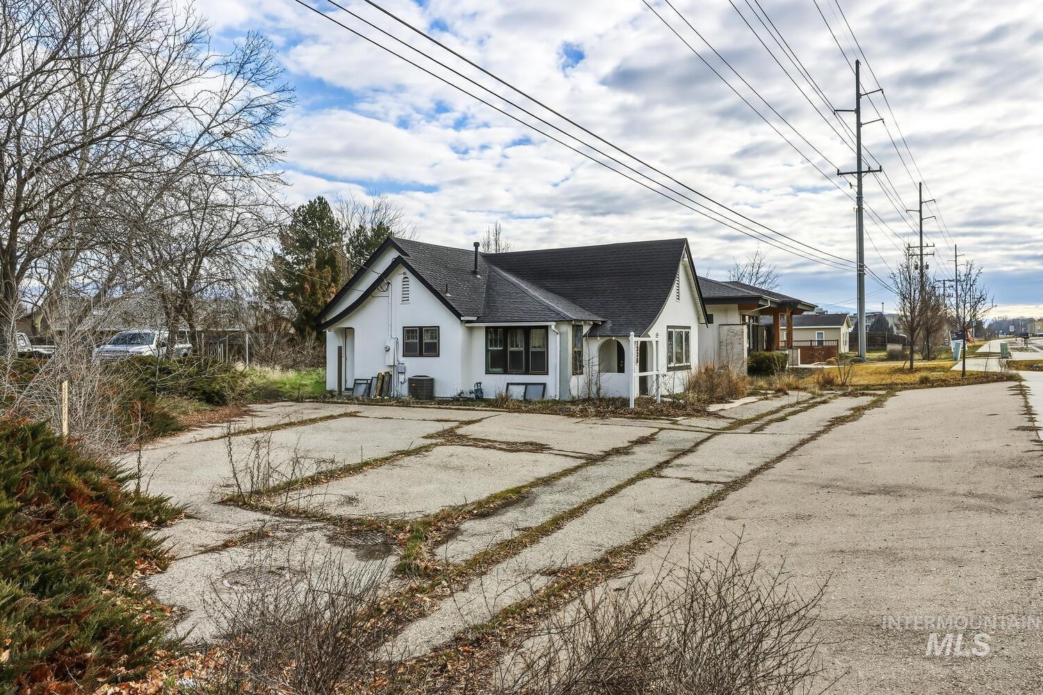 1336 E E State St., Eagle, Idaho 83616, Business/Commercial For Sale, Price $425,000,MLS 98975047