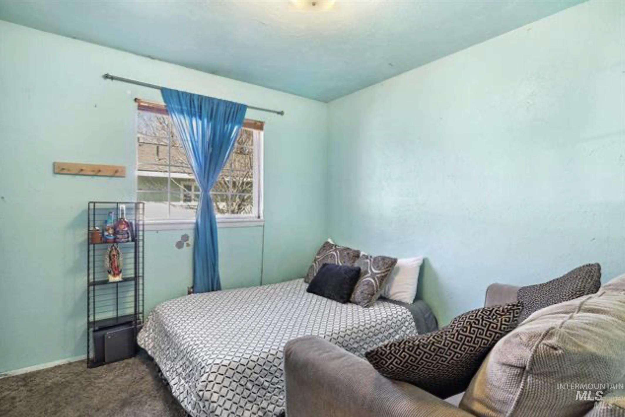 325 W Ave E, Jerome, Idaho 83338, 3 Bedrooms, 1 Bathroom, Residential For Sale, Price $225,000,MLS 98975049