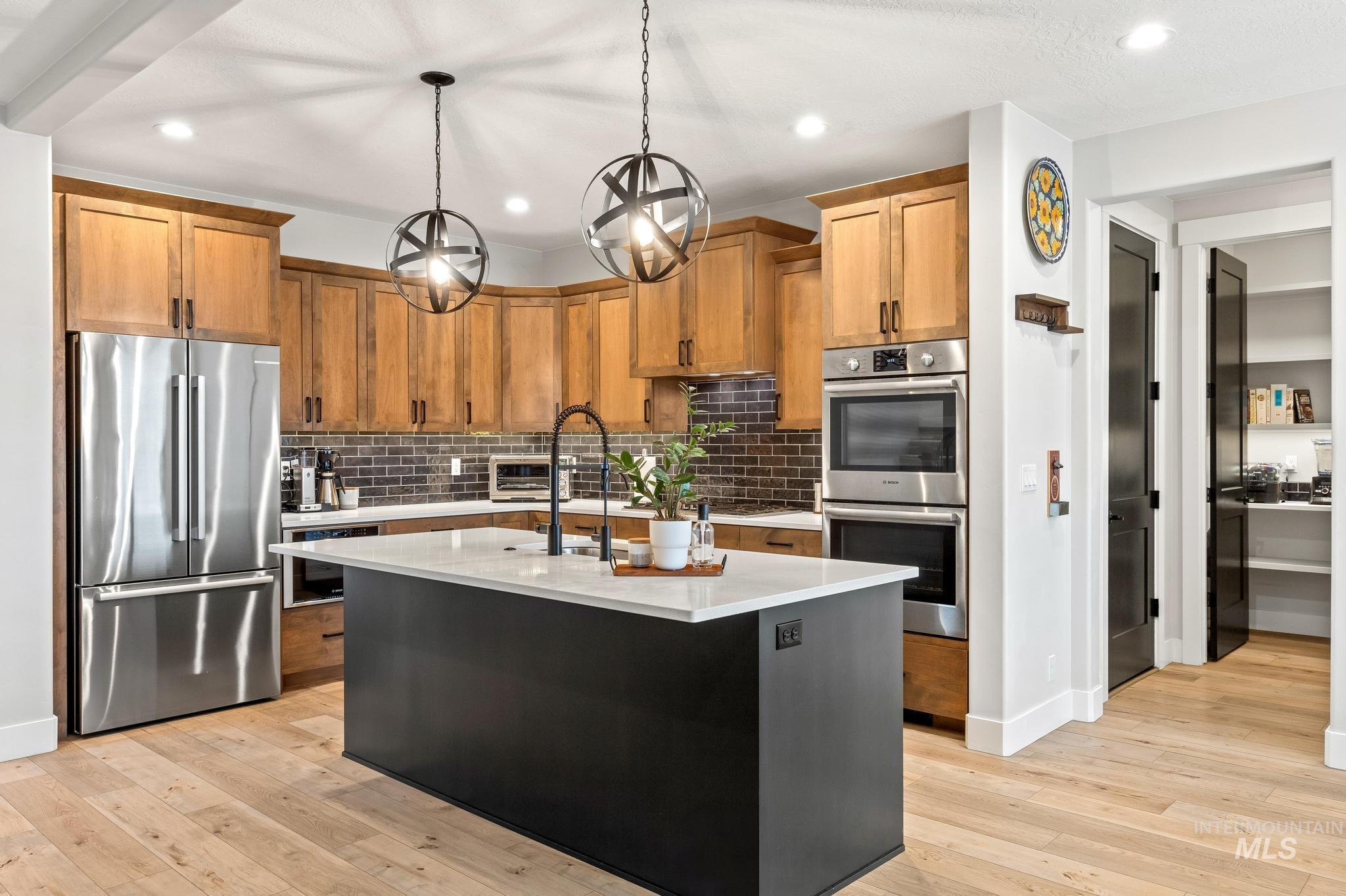 4026 E Cleary St, Meridian, Idaho 83642-8485, 5 Bedrooms, 2.5 Bathrooms, Residential For Sale, Price $769,000,MLS 98975053