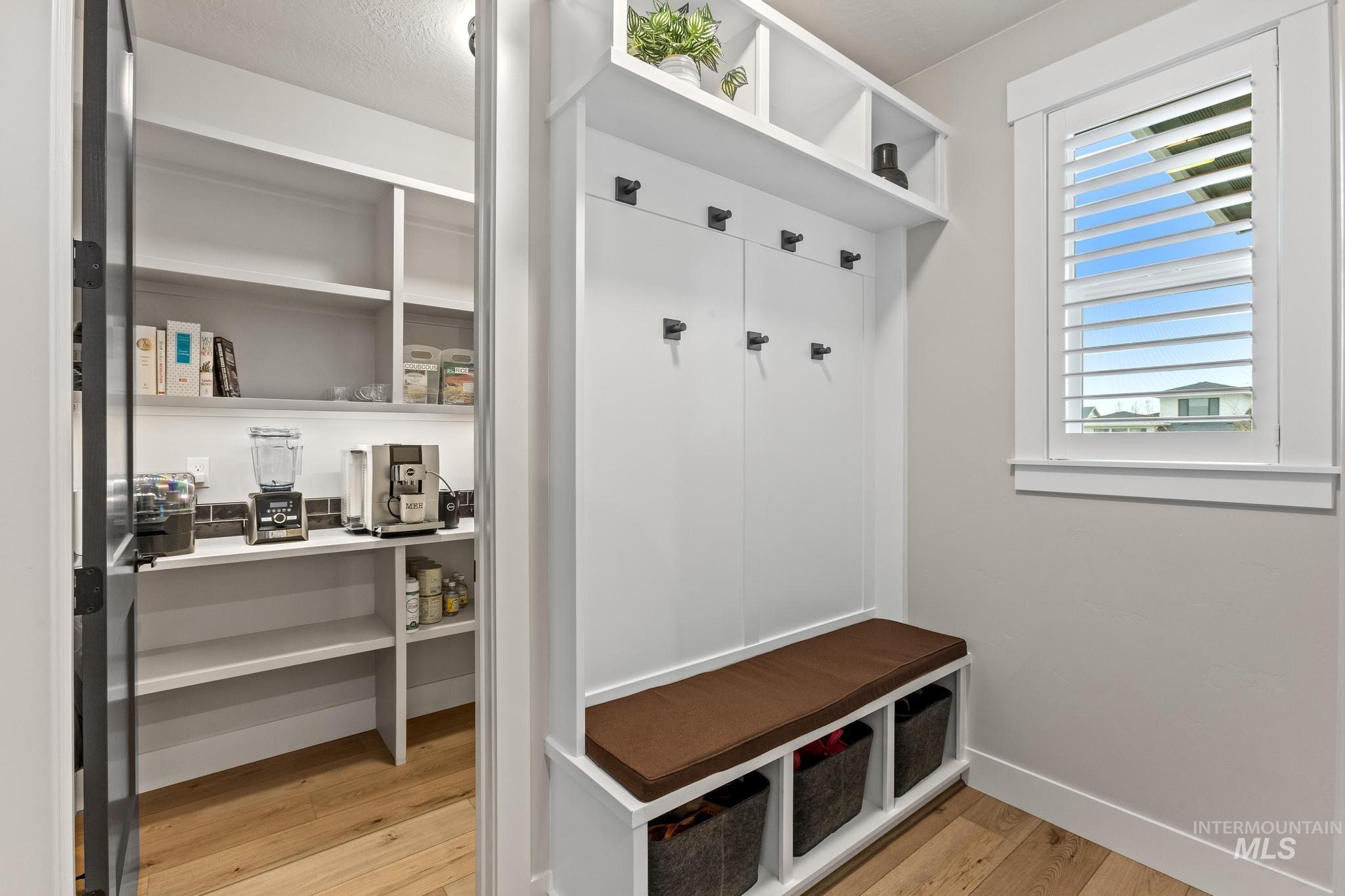 4026 E Cleary St, Meridian, Idaho 83642-8485, 5 Bedrooms, 2.5 Bathrooms, Residential For Sale, Price $769,000,MLS 98975053