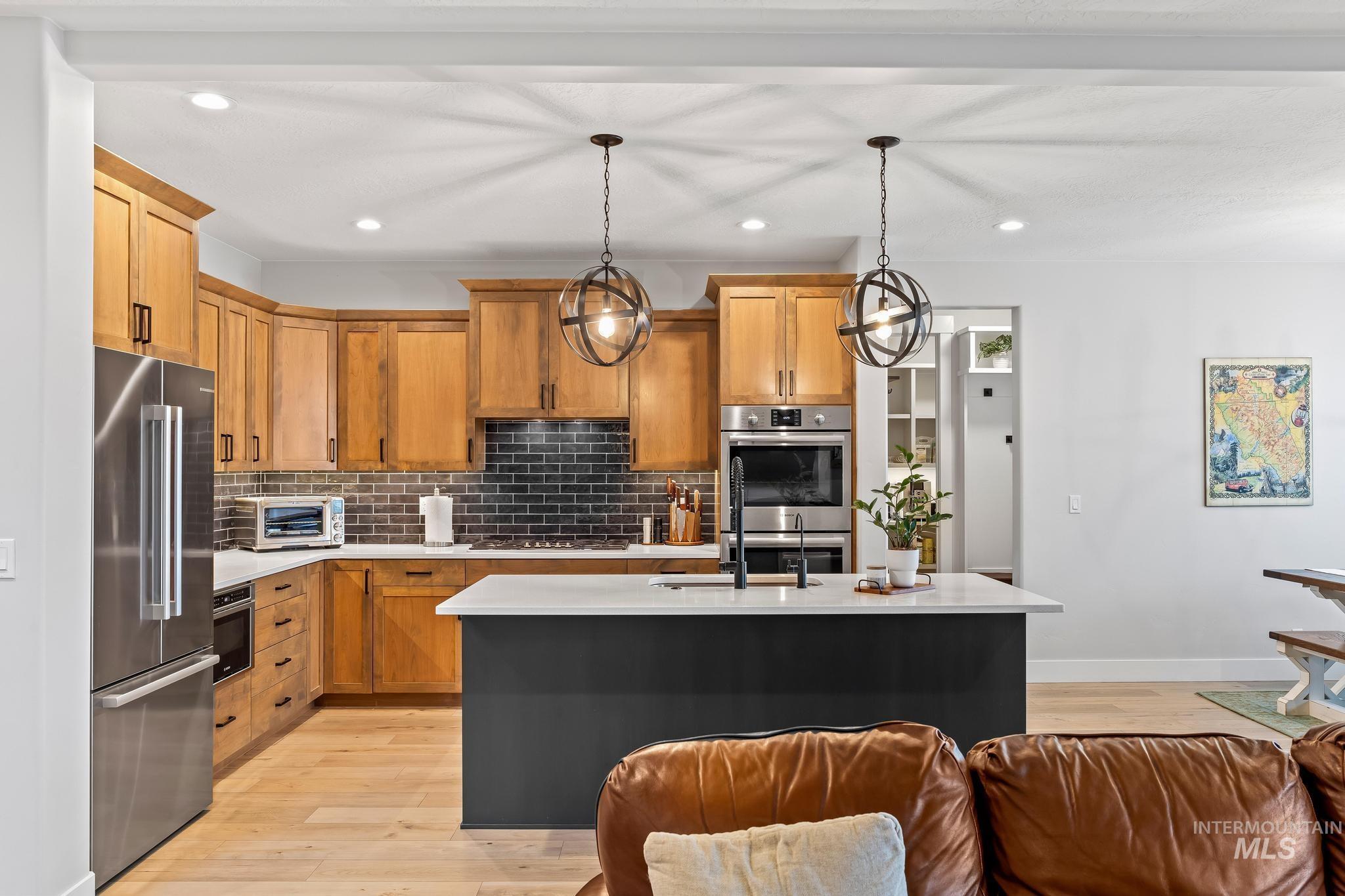 4026 E Cleary St, Meridian, Idaho 83642-8485, 5 Bedrooms, 2.5 Bathrooms, Residential For Sale, Price $769,000,MLS 98975053