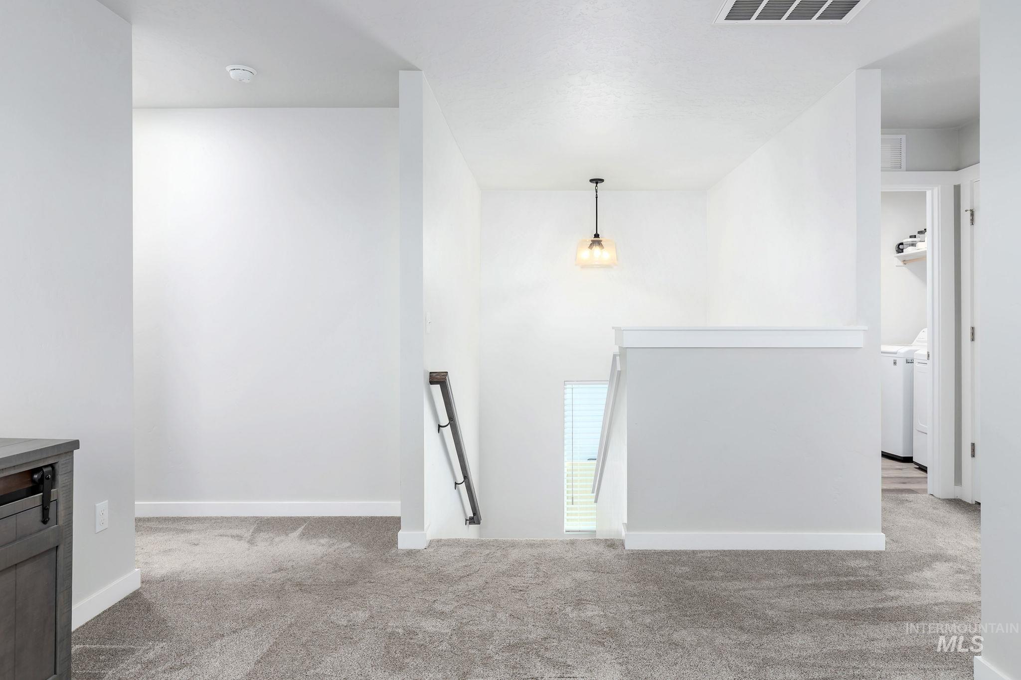 6039 W Mikonos St, Meridian, Idaho 83646, 3 Bedrooms, 2.5 Bathrooms, Residential For Sale, Price $449,900,MLS 98975057