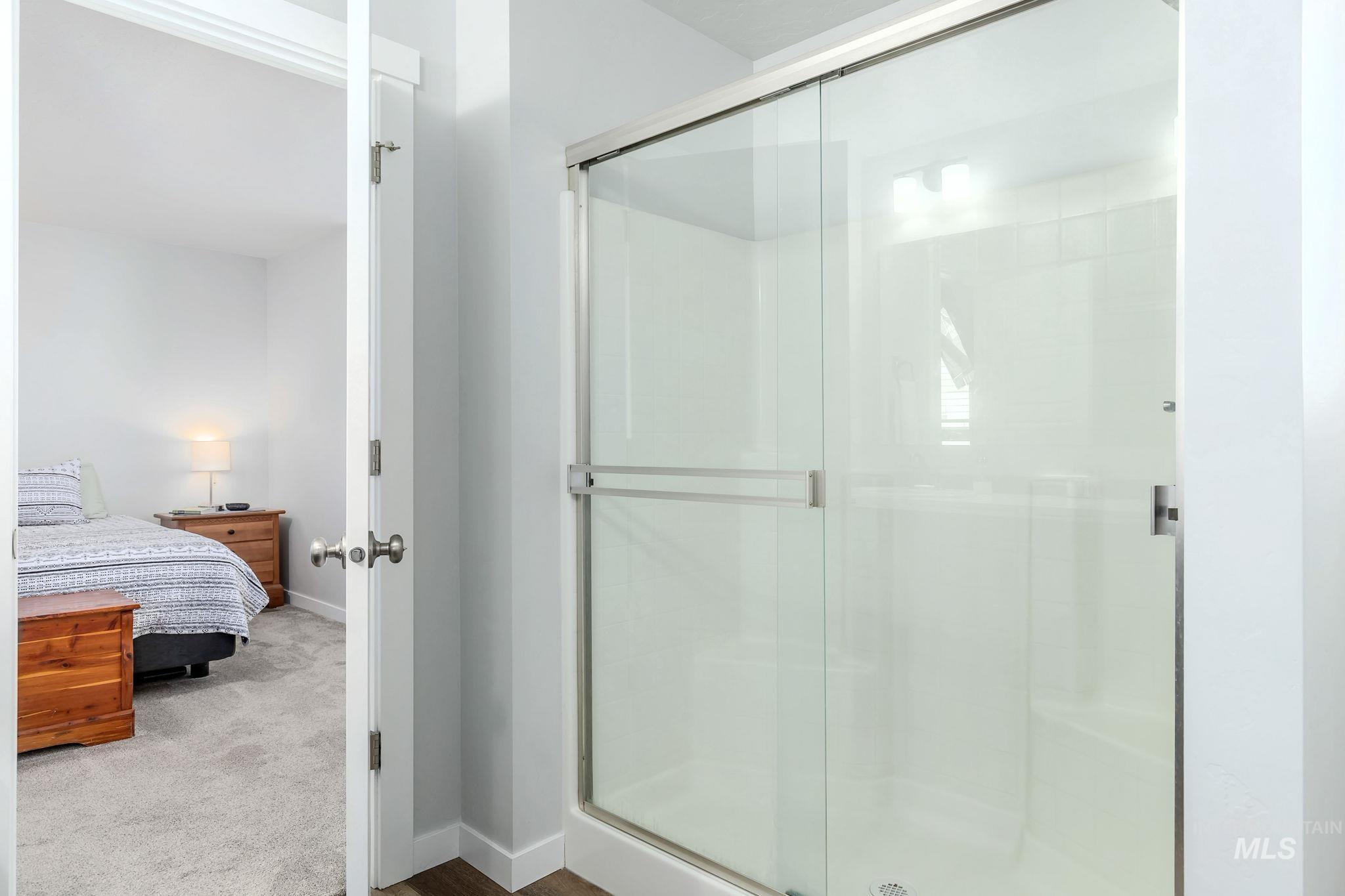 6039 W Mikonos St, Meridian, Idaho 83646, 3 Bedrooms, 2.5 Bathrooms, Residential For Sale, Price $449,900,MLS 98975057