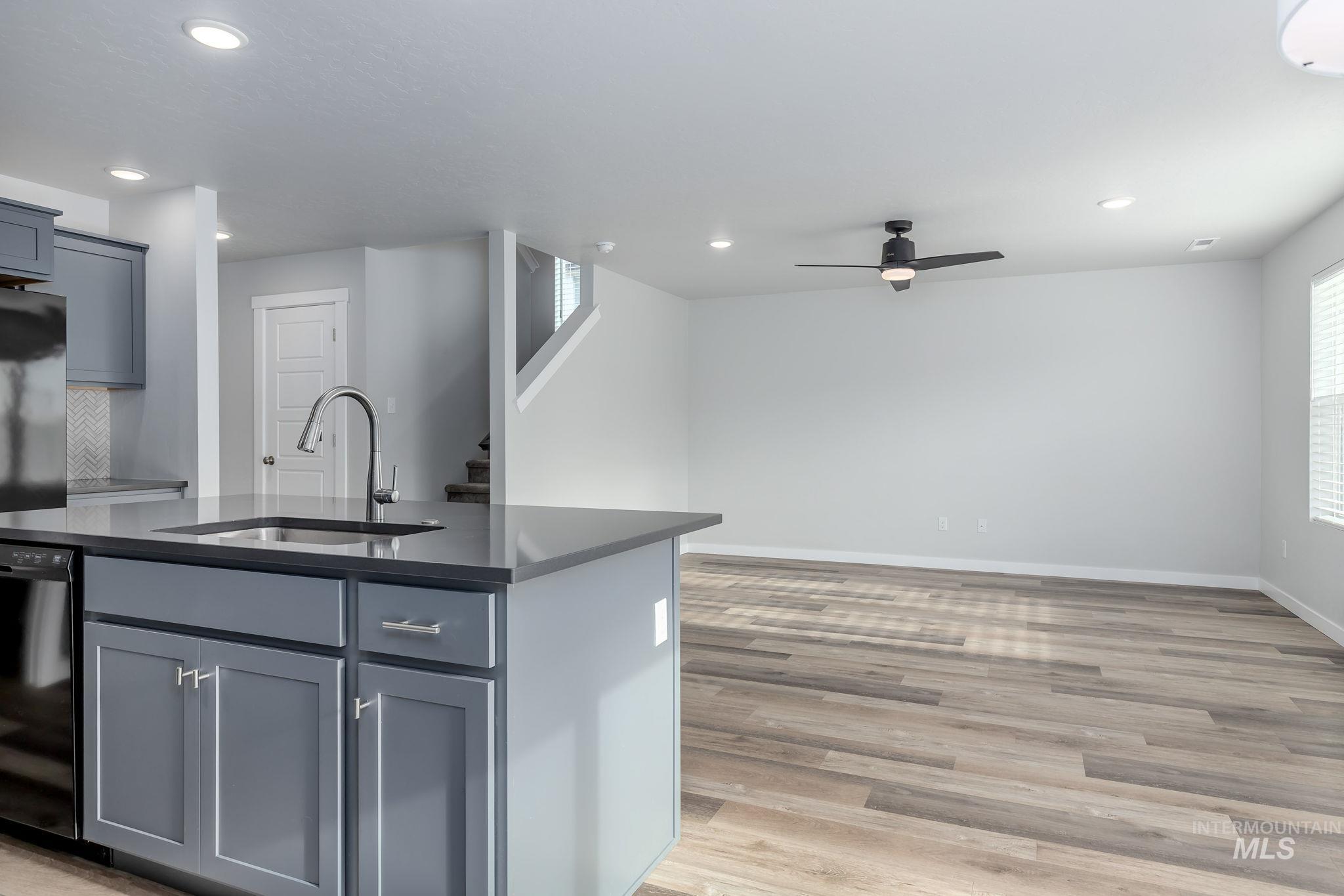 6039 W Mikonos St, Meridian, Idaho 83646, 3 Bedrooms, 2.5 Bathrooms, Residential For Sale, Price $449,900,MLS 98975057