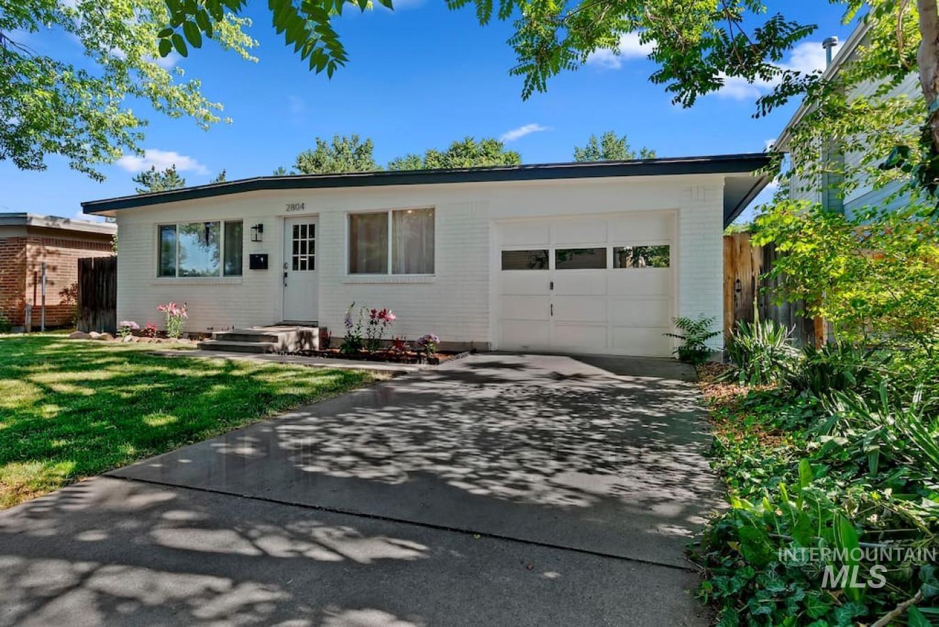 2804 W Regan Ave, Boise, Idaho 83702, 3 Bedrooms, 1 Bathroom, Residential For Sale, Price $549,000, 98975059