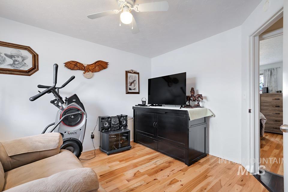 1304 S Holly Street, Caldwell, Idaho 83686, 2 Bedrooms, 1 Bathroom, Residential For Sale, Price $339,000,MLS 98975061