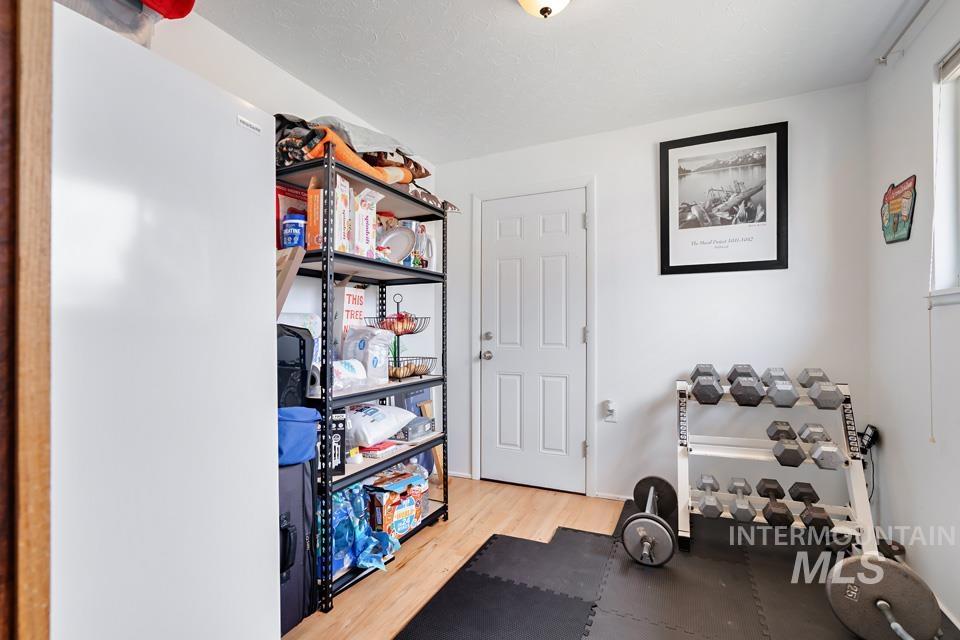 1304 S Holly Street, Caldwell, Idaho 83686, 2 Bedrooms, 1 Bathroom, Residential For Sale, Price $339,000,MLS 98975061