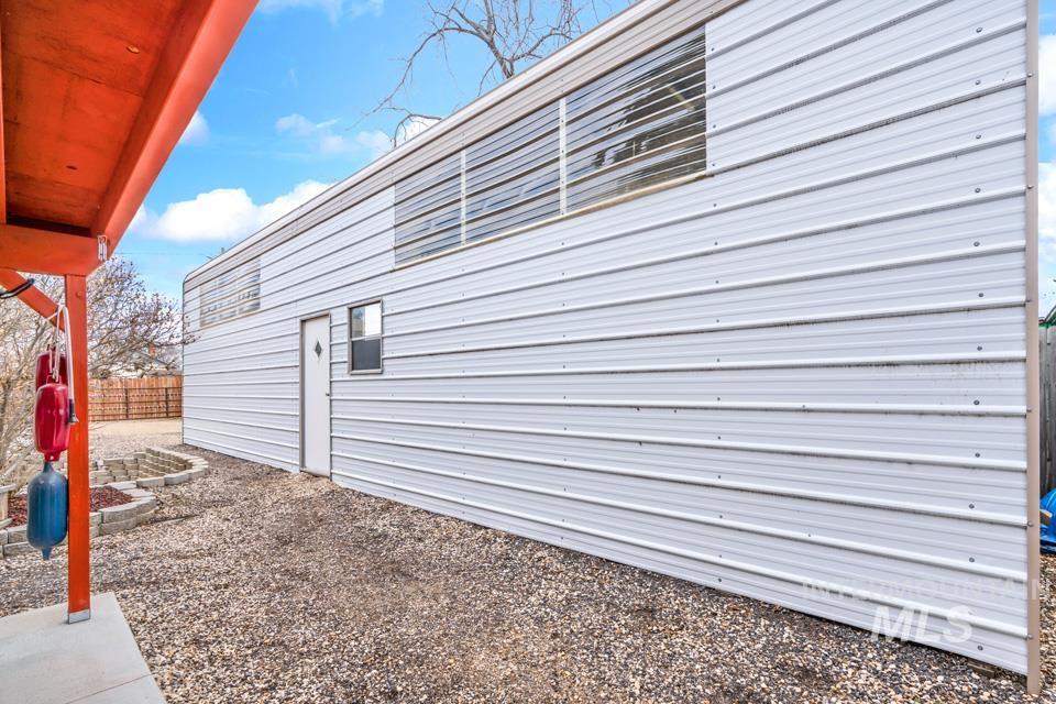 1304 S Holly Street, Caldwell, Idaho 83686, 2 Bedrooms, 1 Bathroom, Residential For Sale, Price $339,000,MLS 98975061