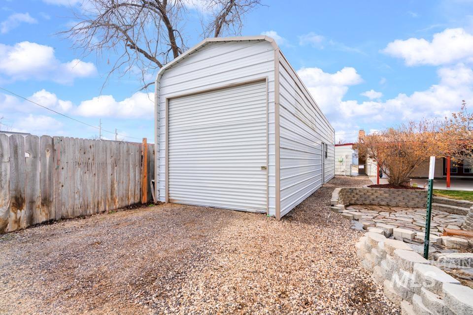 1304 S Holly Street, Caldwell, Idaho 83686, 2 Bedrooms, 1 Bathroom, Residential For Sale, Price $339,000,MLS 98975061