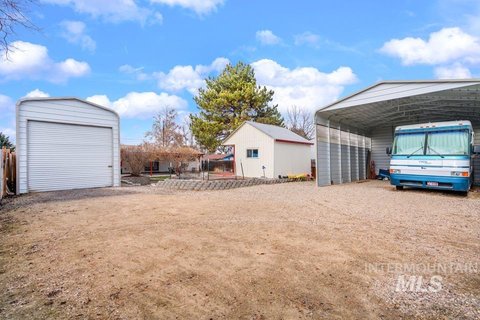 1304 S Holly Street, Caldwell, Idaho 83686, 2 Bedrooms, 1 Bathroom, Residential For Sale, Price $339,000,MLS 98975061