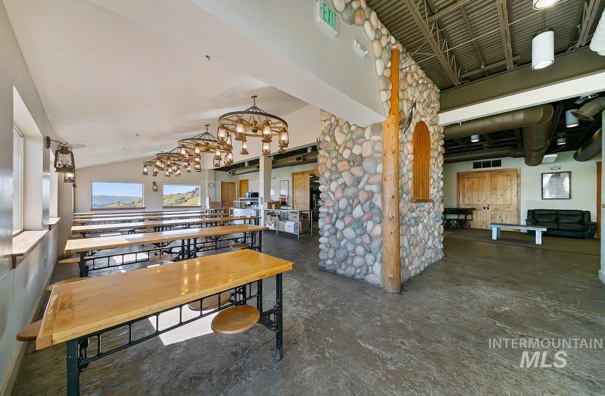 5001 Cherry Gulch Lane, Emmett, Idaho 83617, 10 Bedrooms, 20 Bathrooms, Residential For Sale, Price $3,750,000,MLS 98975063