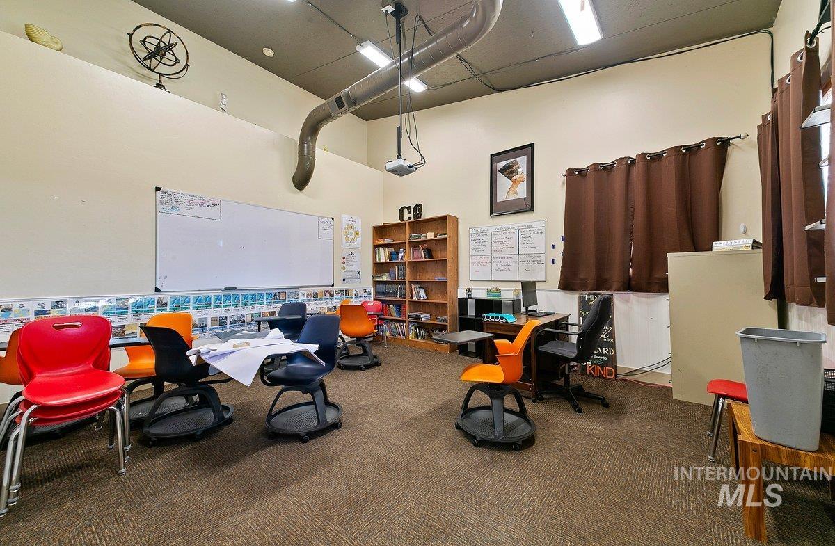 5001 Cherry Gulch Lane, Emmett, Idaho 83617, 10 Bedrooms, 20 Bathrooms, Residential For Sale, Price $3,750,000,MLS 98975063