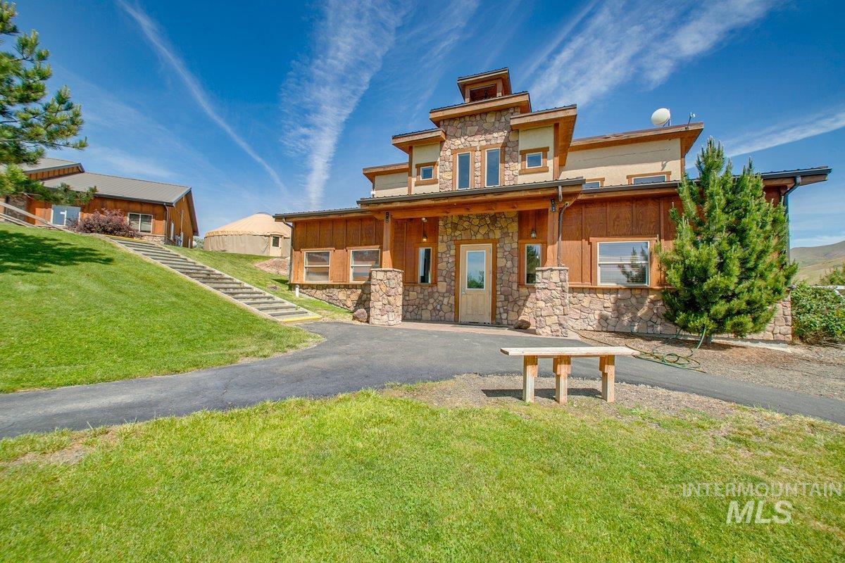 5001 Cherry Gulch Lane, Emmett, Idaho 83617, 10 Bedrooms, 20 Bathrooms, Residential For Sale, Price $3,750,000,MLS 98975063