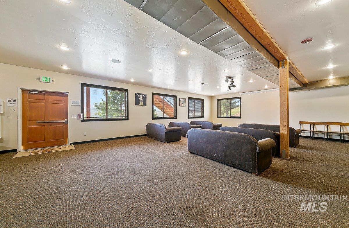 5001 Cherry Gulch Lane, Emmett, Idaho 83617, 10 Bedrooms, 20 Bathrooms, Residential For Sale, Price $3,750,000,MLS 98975063