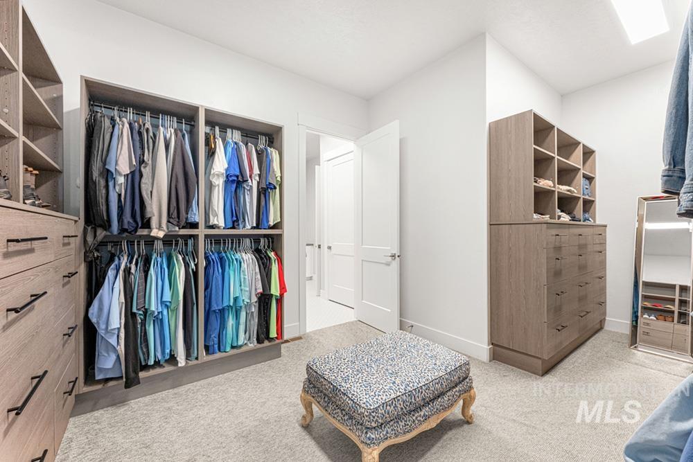 22618 Aura Vista Way, Caldwell, Idaho 83607, 3 Bedrooms, 3.5 Bathrooms, Residential For Sale, Price $1,180,000,MLS 98975064