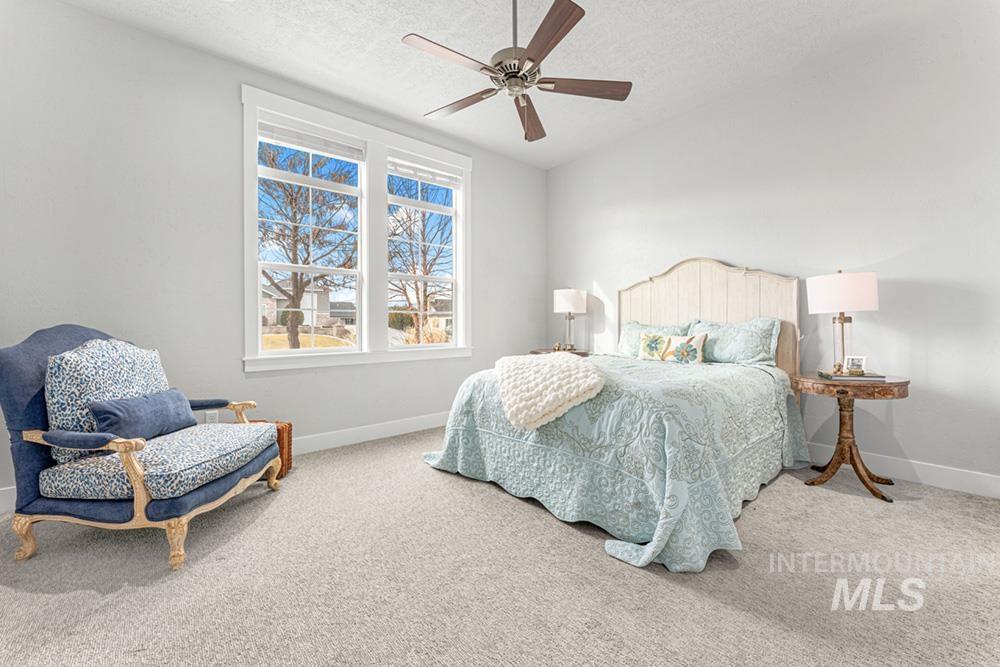 22618 Aura Vista Way, Caldwell, Idaho 83607, 3 Bedrooms, 3.5 Bathrooms, Residential For Sale, Price $1,180,000,MLS 98975064