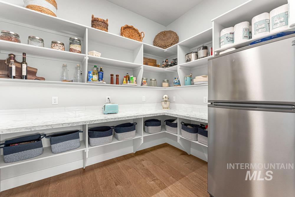 22618 Aura Vista Way, Caldwell, Idaho 83607, 3 Bedrooms, 3.5 Bathrooms, Residential For Sale, Price $1,180,000,MLS 98975064