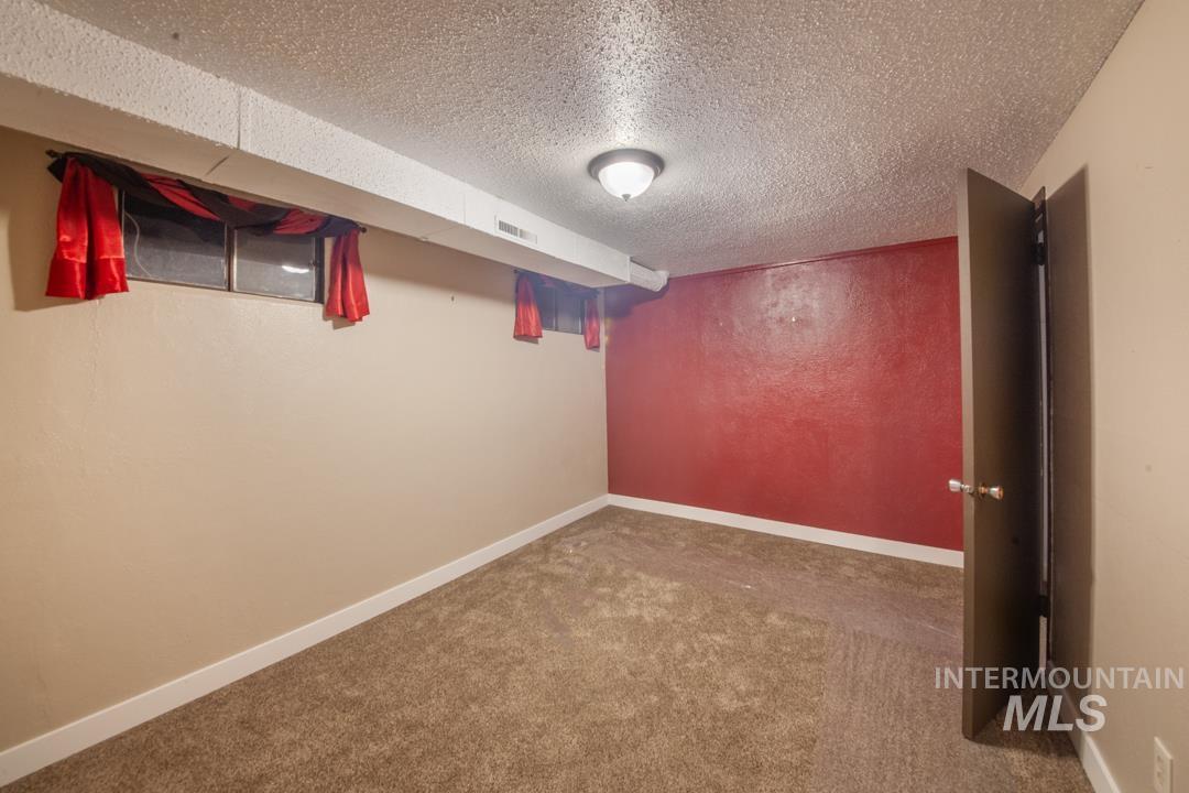 404 Linden Dr, Lewiston, Idaho 83501, 3 Bedrooms, 4 Bathrooms, Residential For Sale, Price $499,000,MLS 98975065