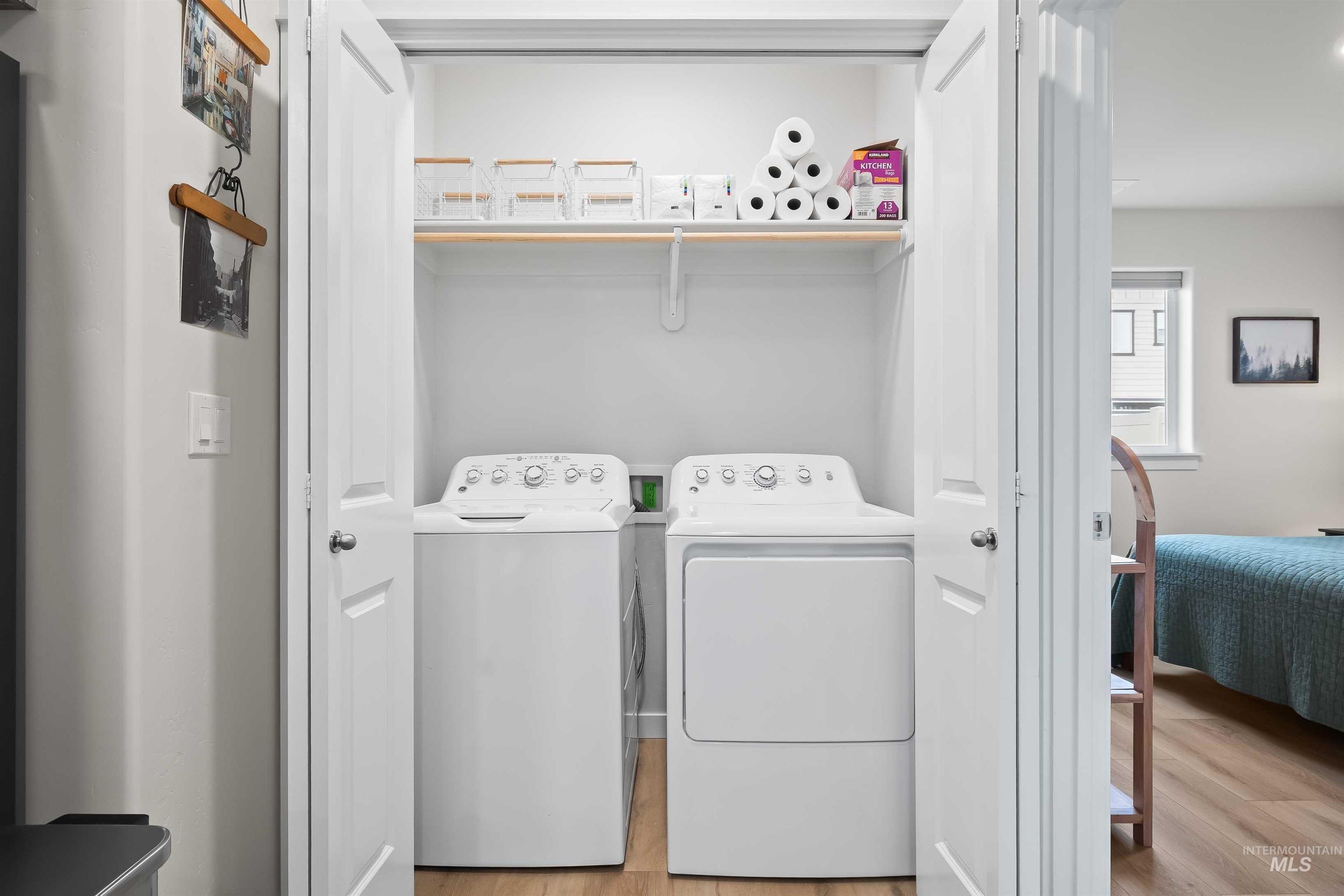 1597 Kenyon Meadow Street, Twin Falls, Idaho 83301, 3 Bedrooms, 2 Bathrooms, Residential For Sale, Price $344,900,MLS 98975068