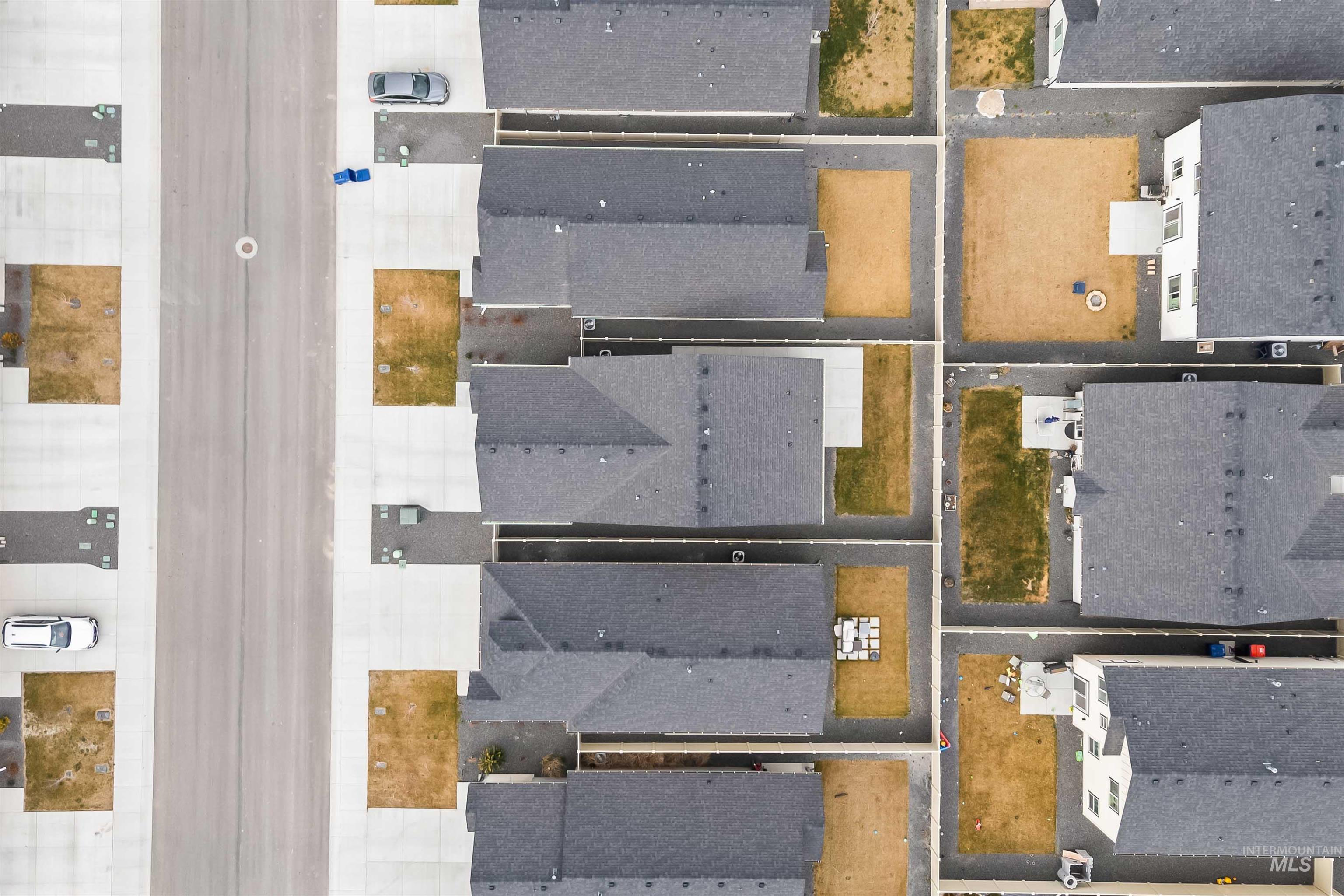 1597 Kenyon Meadow Street, Twin Falls, Idaho 83301, 3 Bedrooms, 2 Bathrooms, Residential For Sale, Price $344,900,MLS 98975068