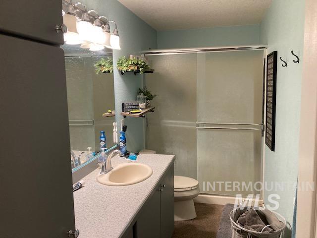 517 Oleander Rd, Ontario, Oregon 97914, 5 Bedrooms, 3.5 Bathrooms, Residential For Sale, Price $974,500,MLS 98975069