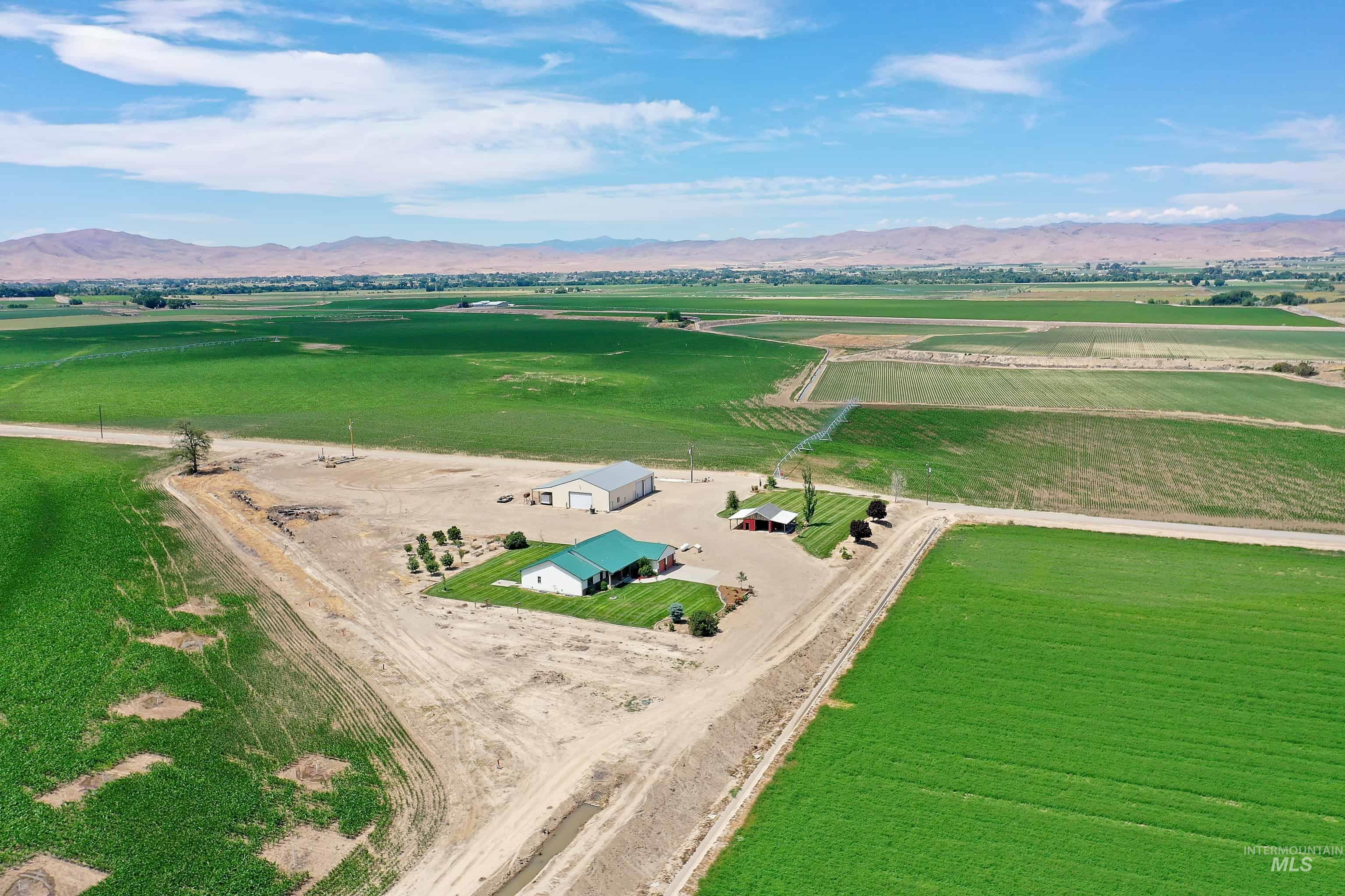 517 Oleander Rd, Ontario, Oregon 97914, 5 Bedrooms, 3.5 Bathrooms, Residential For Sale, Price $974,500,MLS 98975069